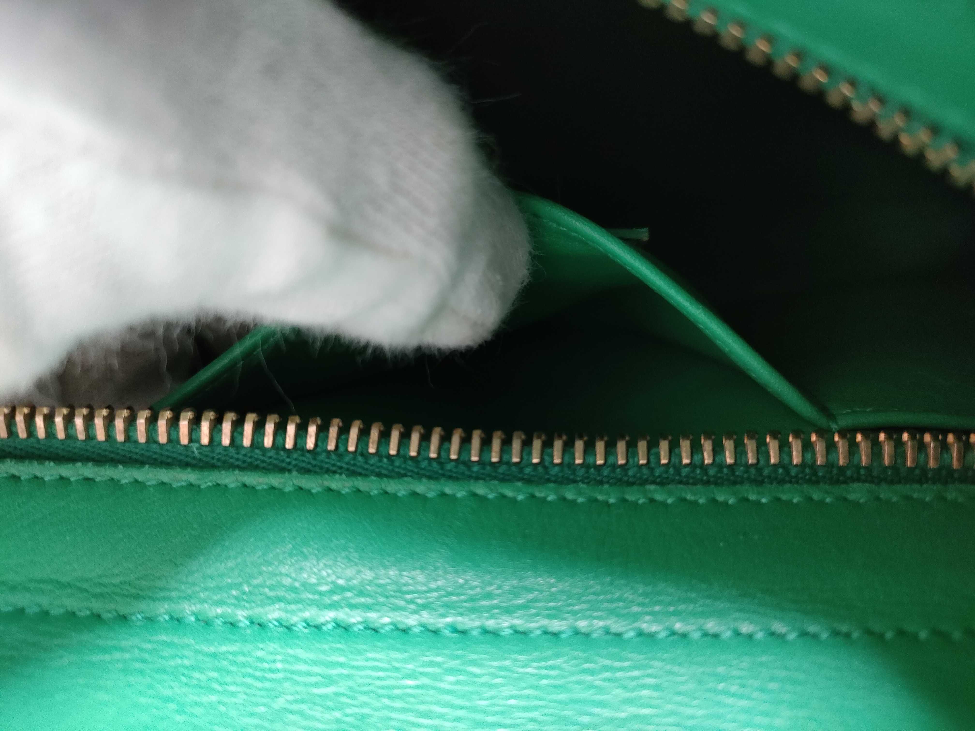 PH-YSL Green Leather Handbag — view 13