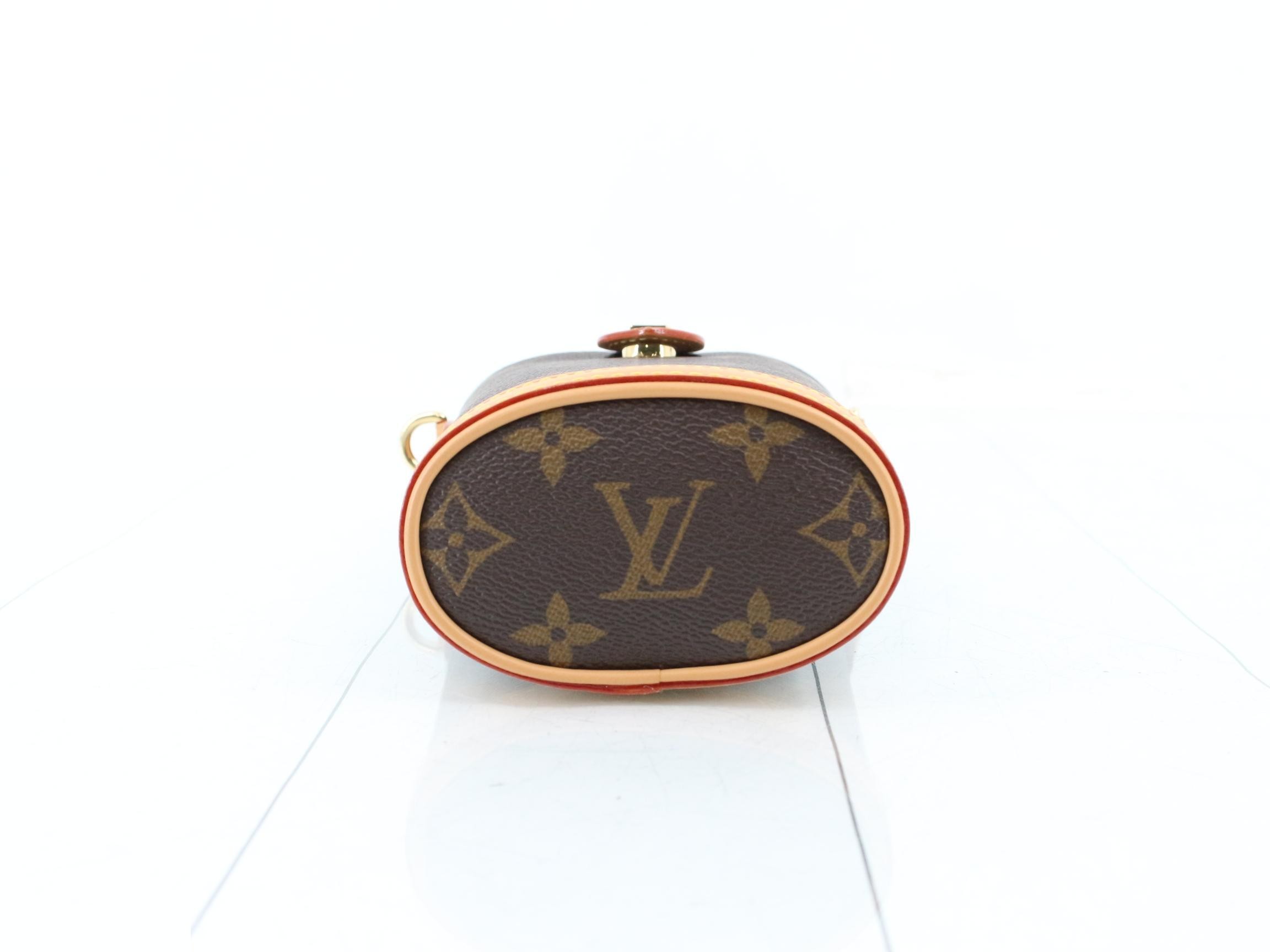 Fold Me Pouch Monogram — view 3
