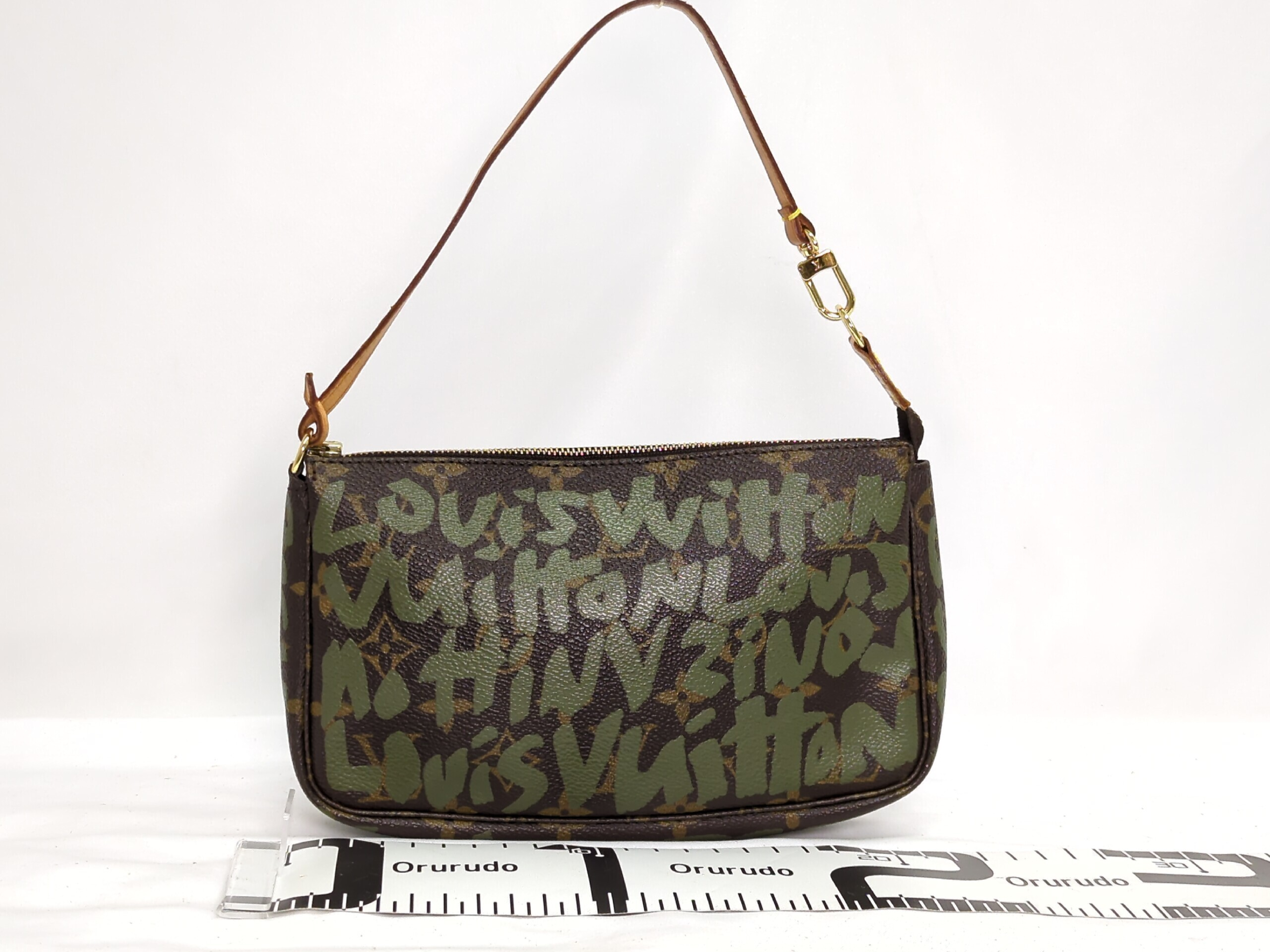 M92191 Monogram Graffiti Pochette Accessoires Handbag — view 2