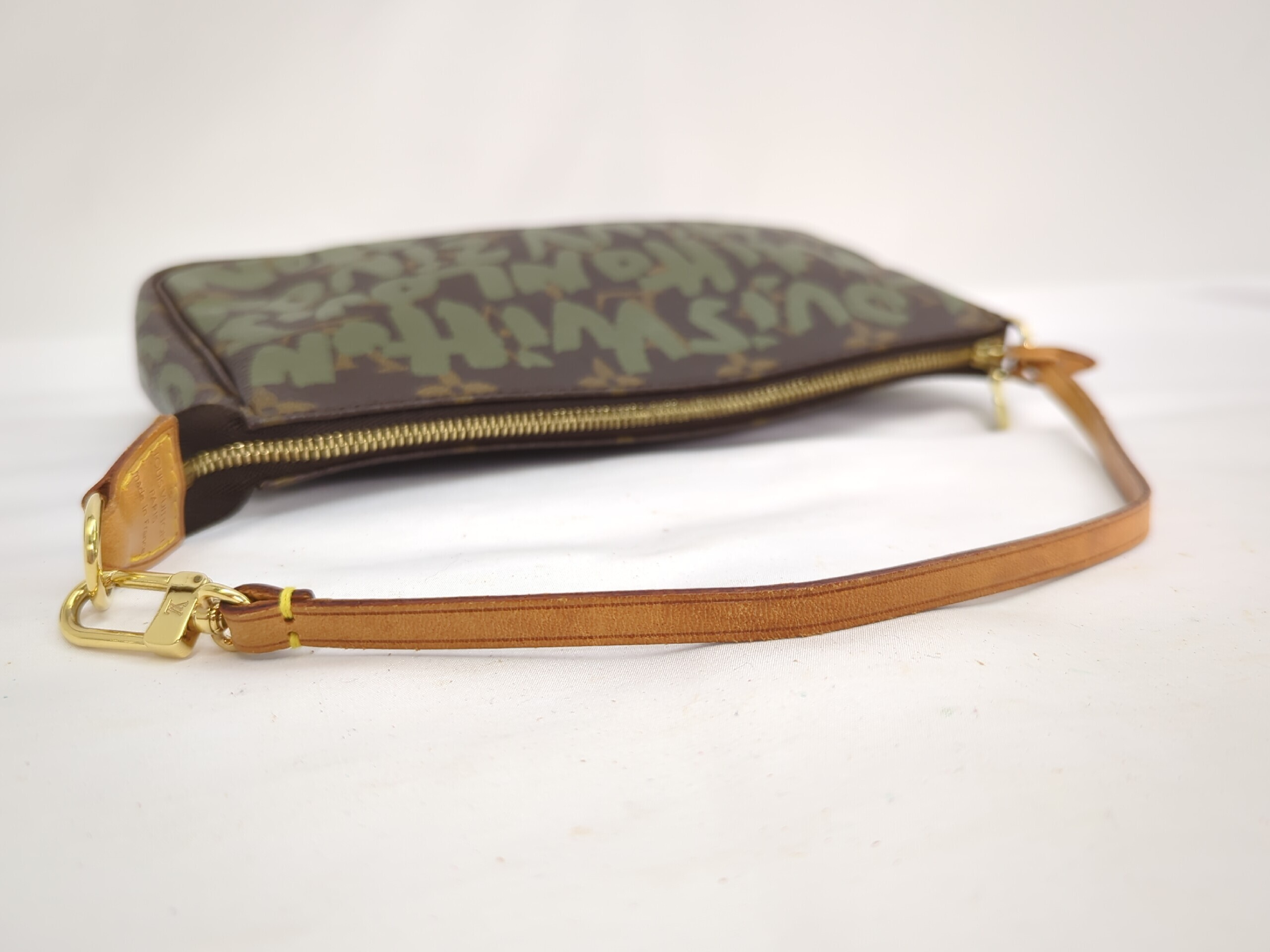 M92191 Monogram Graffiti Pochette Accessoires Handbag — view 6