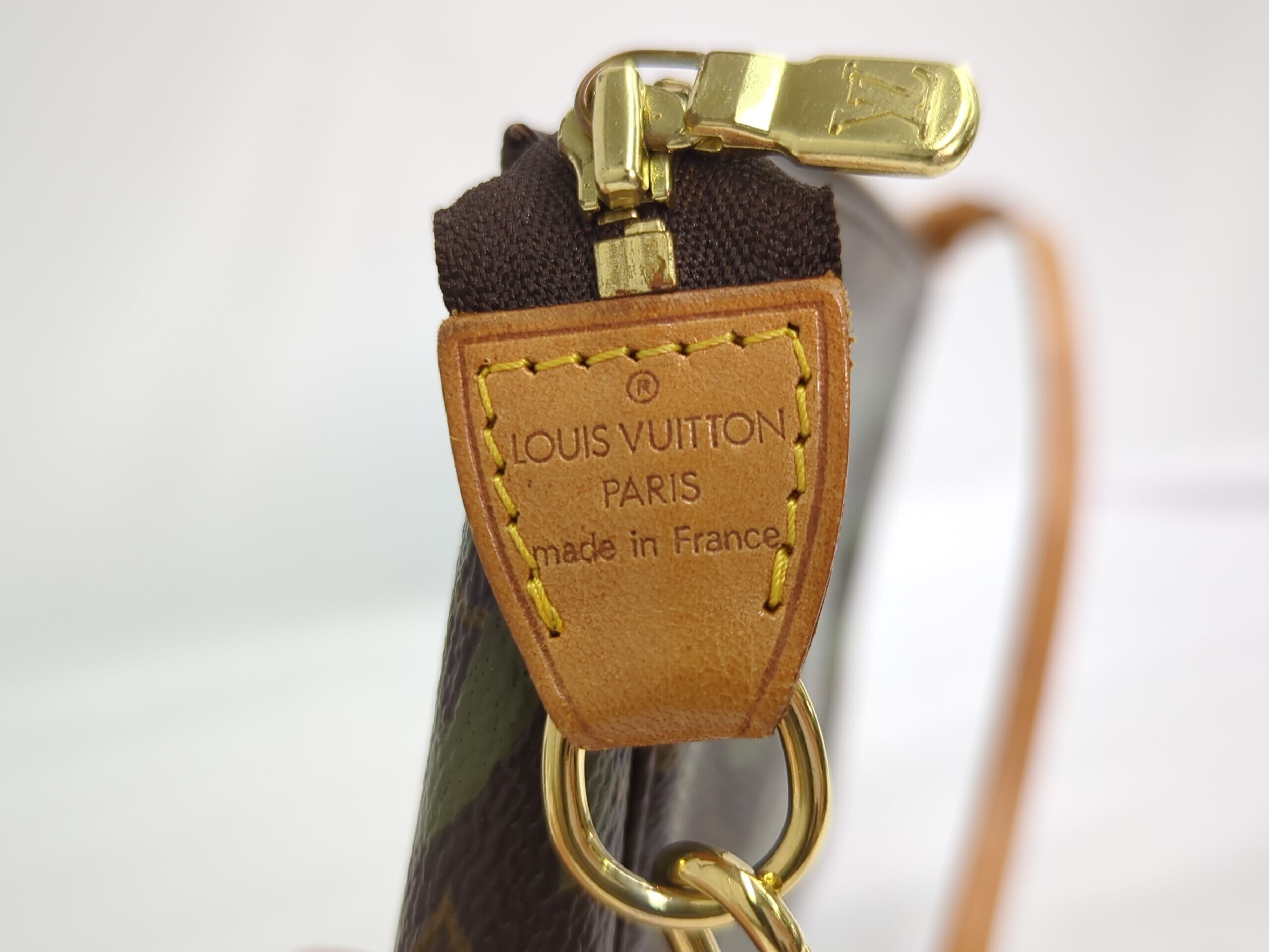M92191 Monogram Graffiti Pochette Accessoires Handbag — view 10