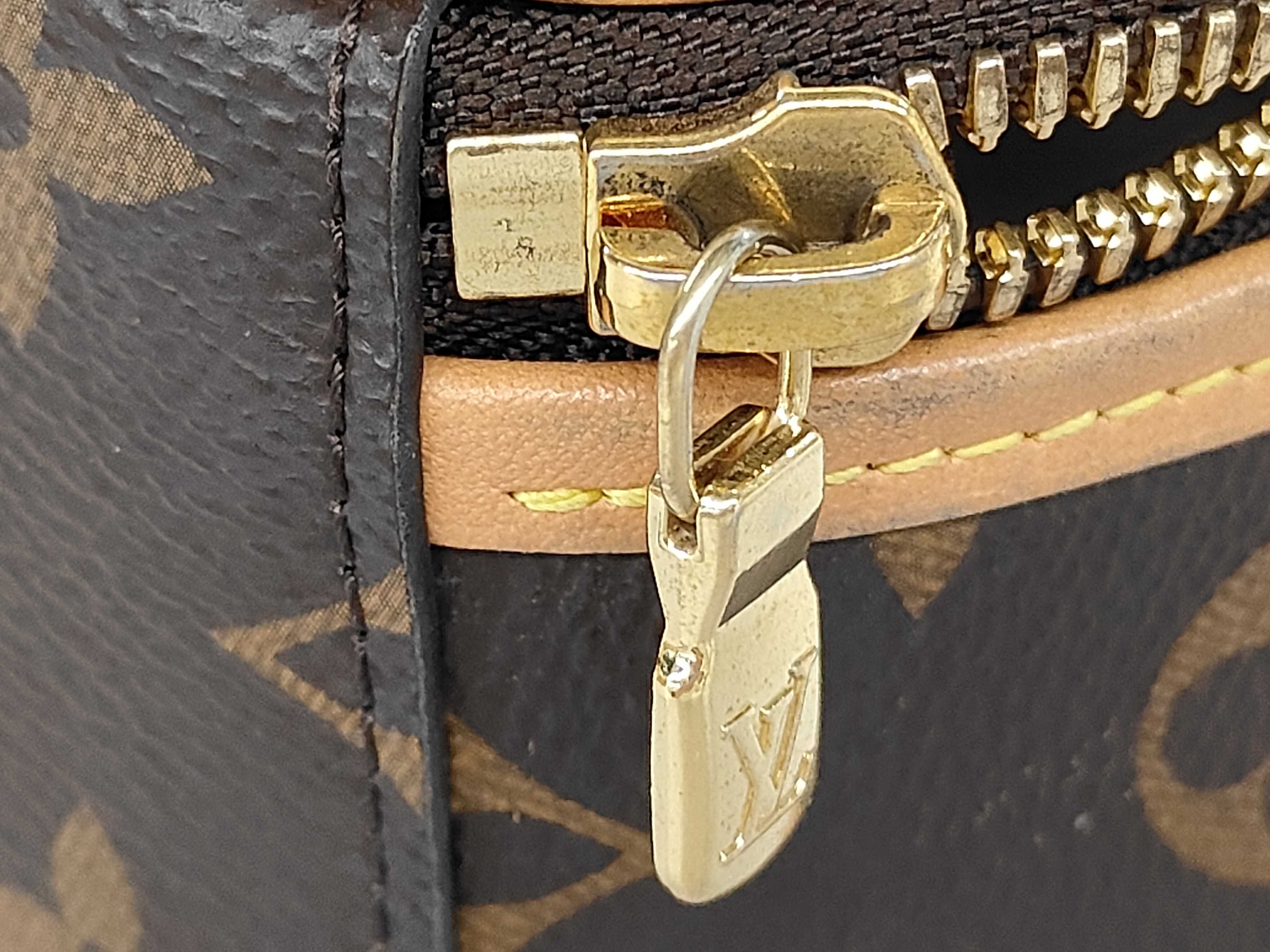 Monogram LV M44699 Mini Poîte Shoulder Bag — view 13