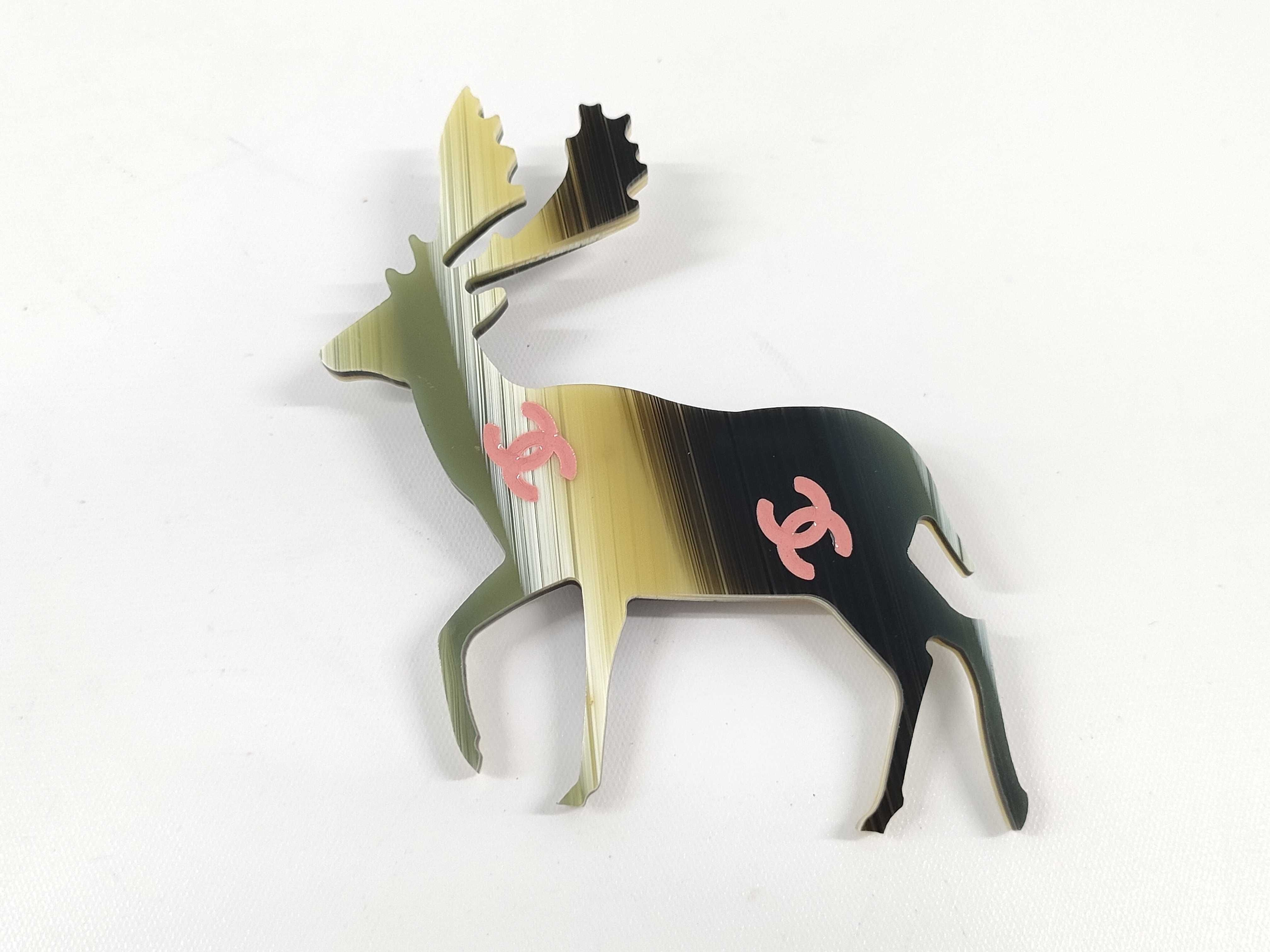 brooch