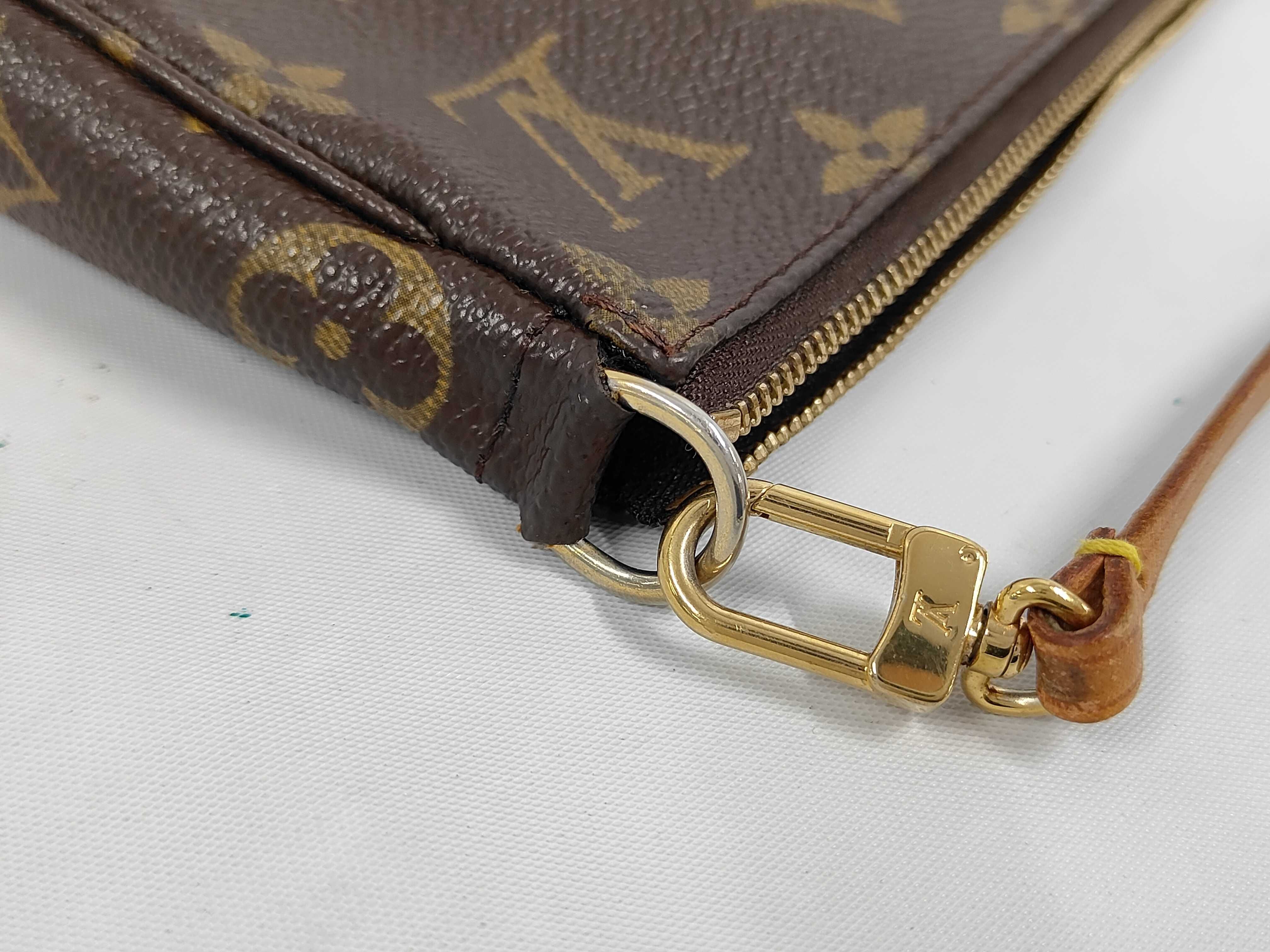 M51980 Pochette Accessoires Monogram Pouch Handbag — view 8