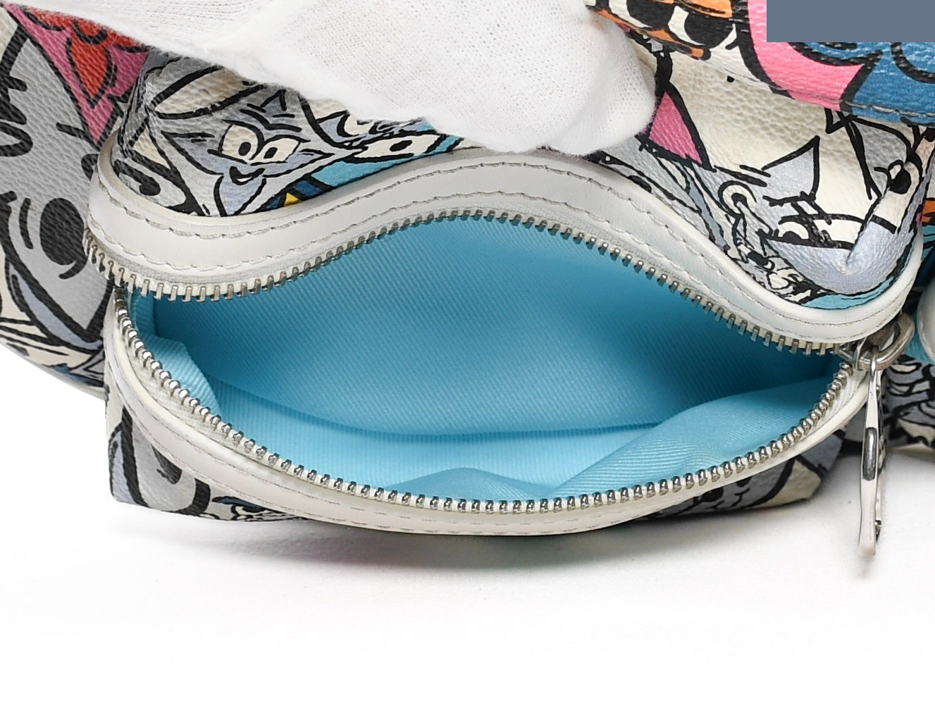 Monogram Comic Bum Bag, Multi-Pocket, M21853 IC — view 9