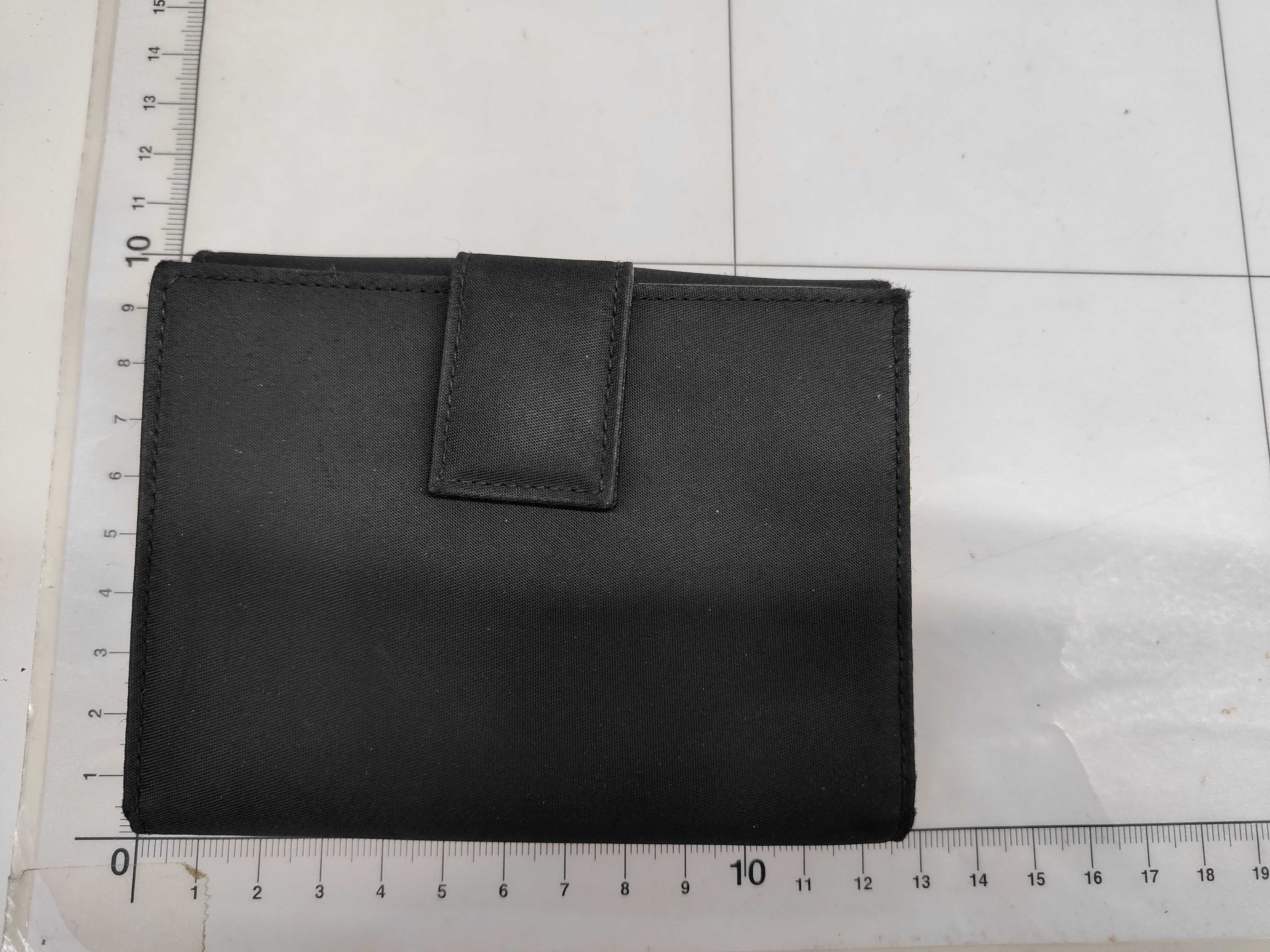 wallet — view 2