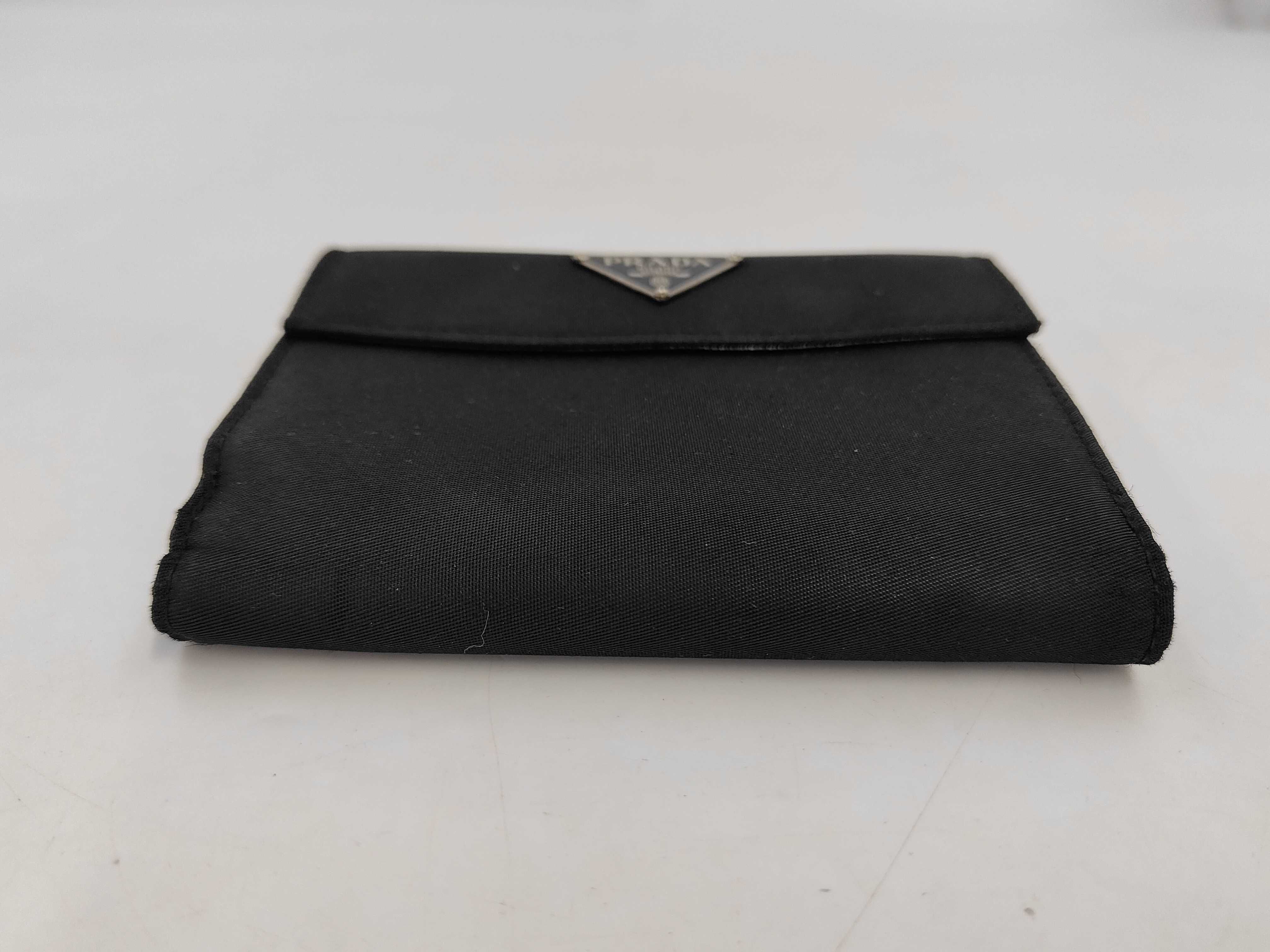wallet — view 3