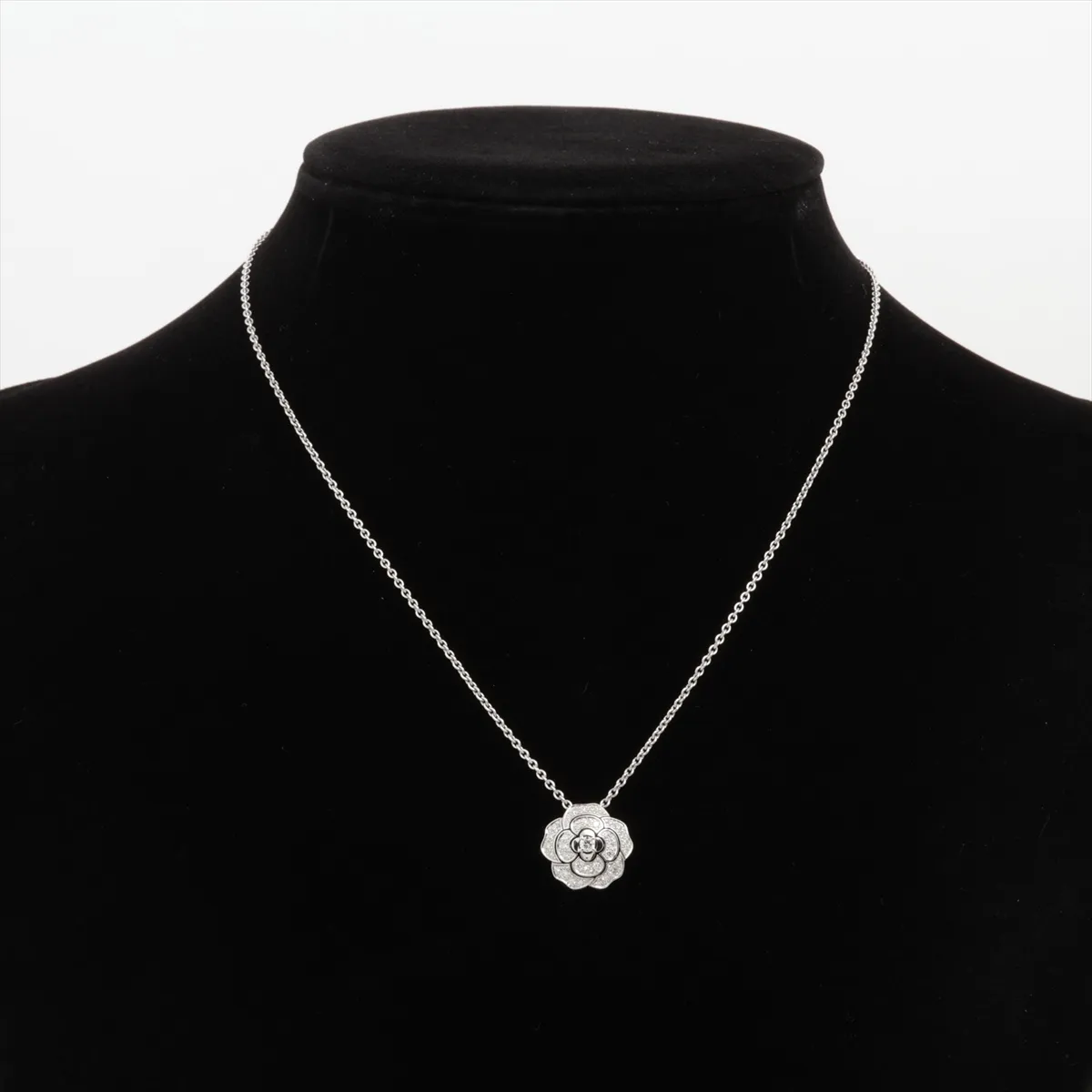 Camellia Diamond Necklace 750(WG) 6.5g EC1865 Crab spring exposed J12071 — view 5