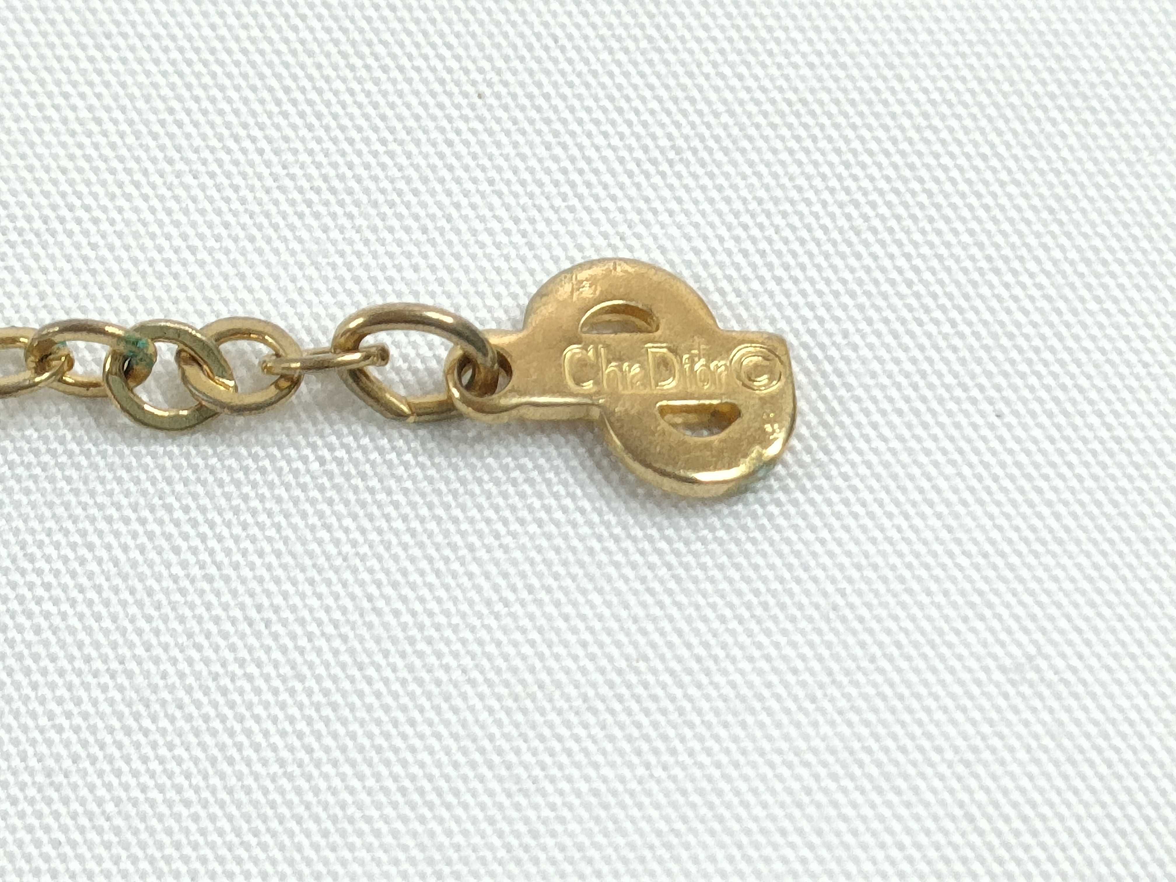 logo necklace, gold necklace — view 7