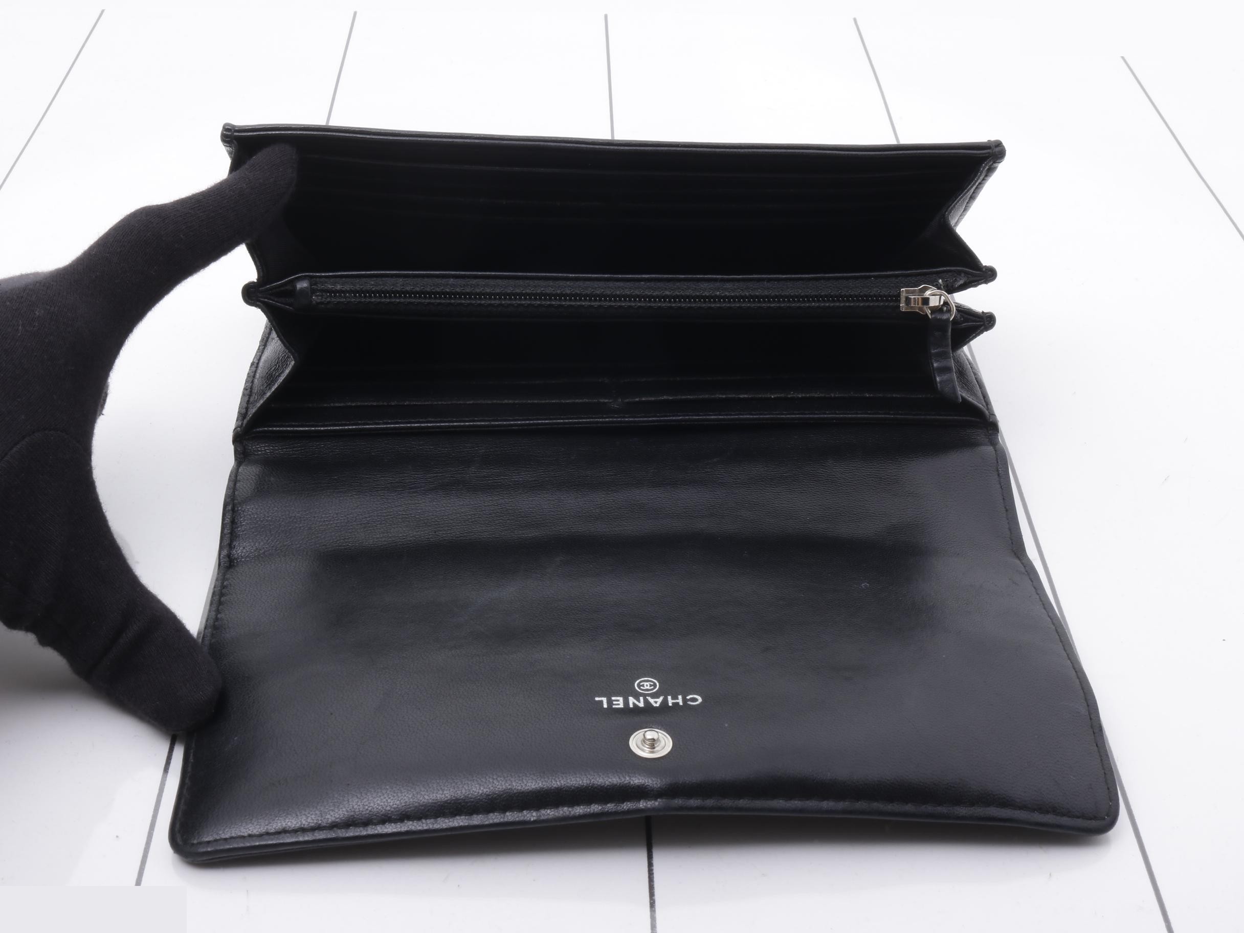 wallet — view 4