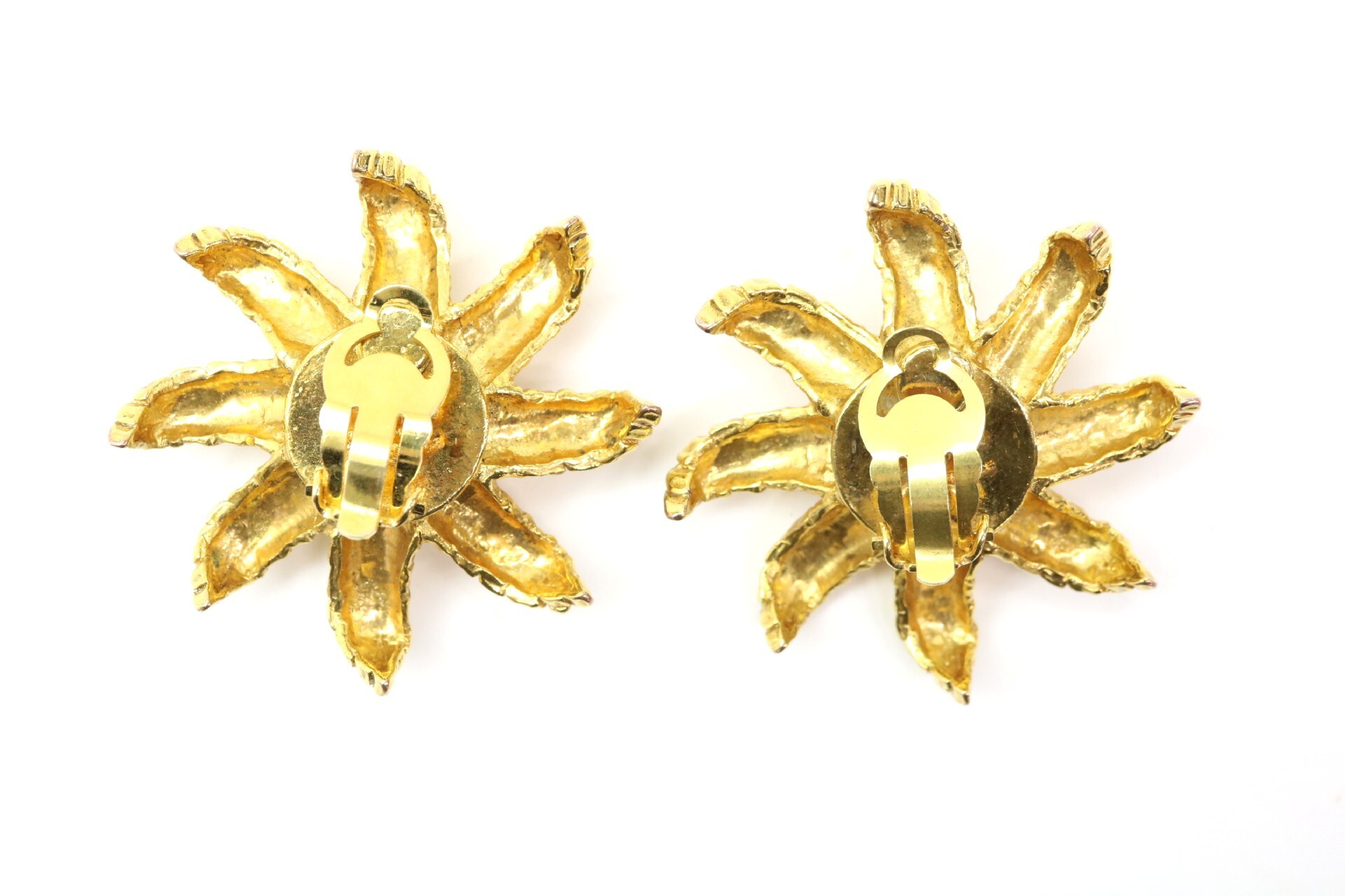 Pearl Vintage Flower Earrings, Size 29 — view 2