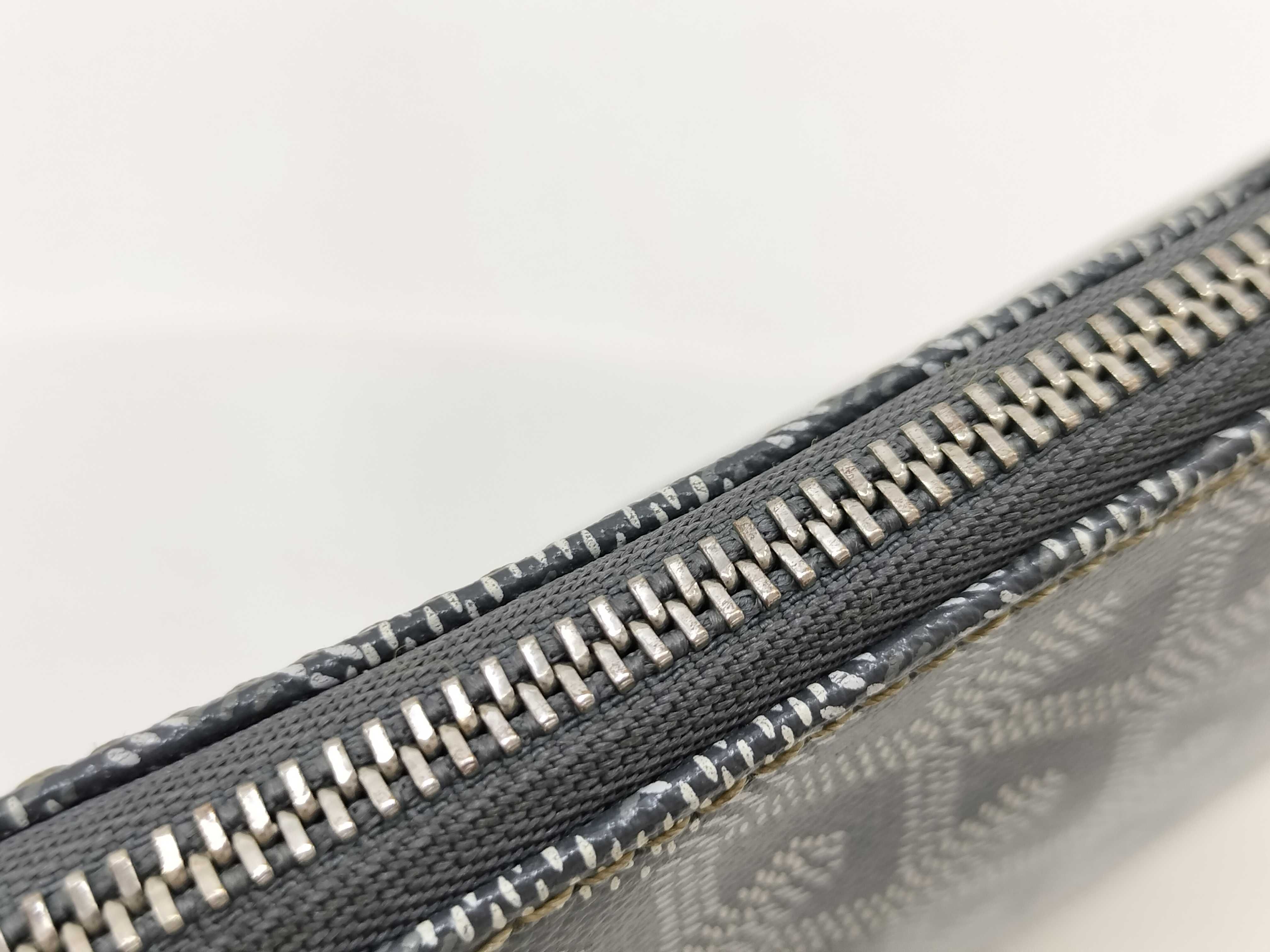 Sena MM Clutch Bag Special Color Gray Clutch Bag — view 8
