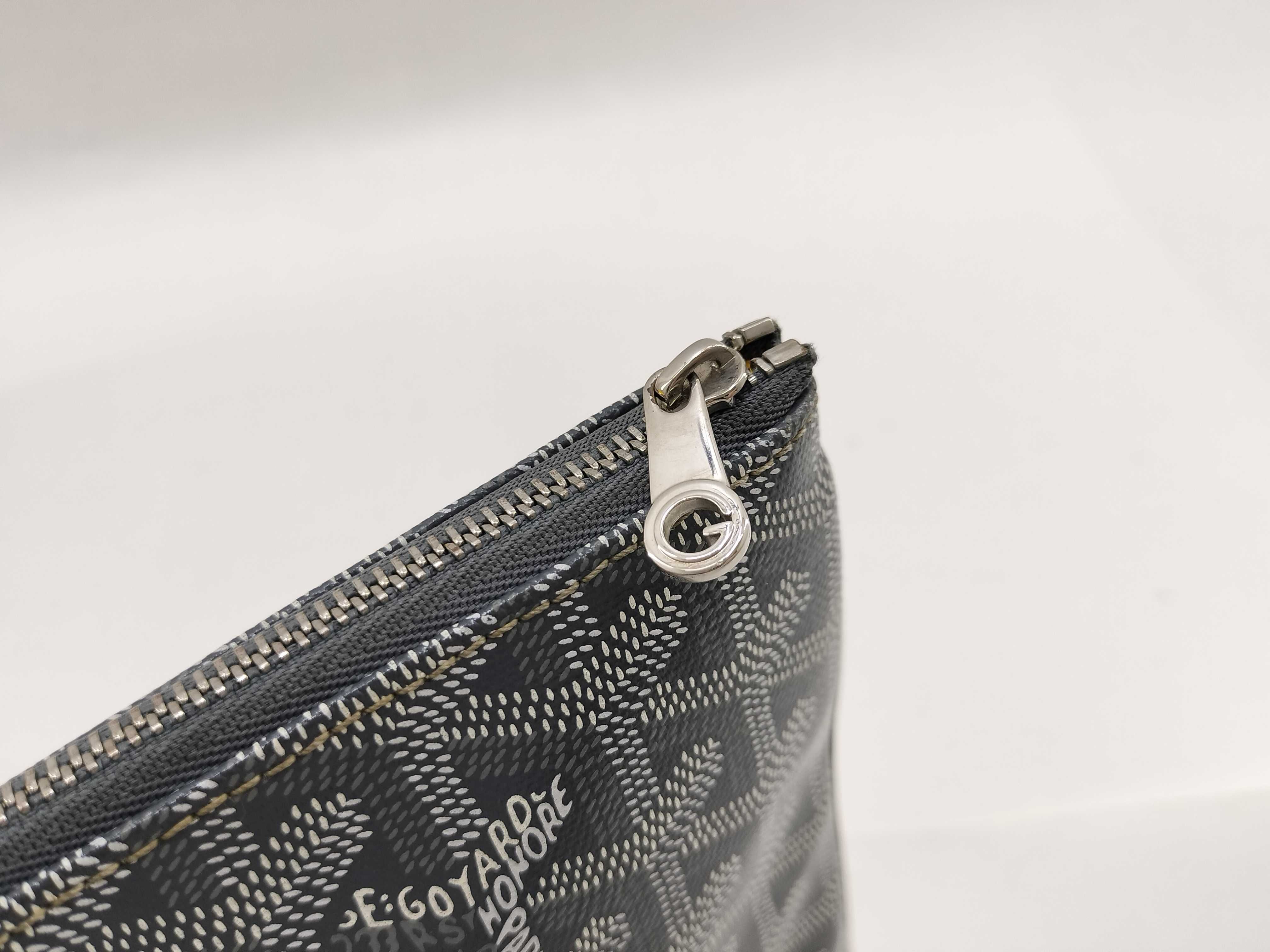 Sena MM Clutch Bag Special Color Gray Clutch Bag — view 9