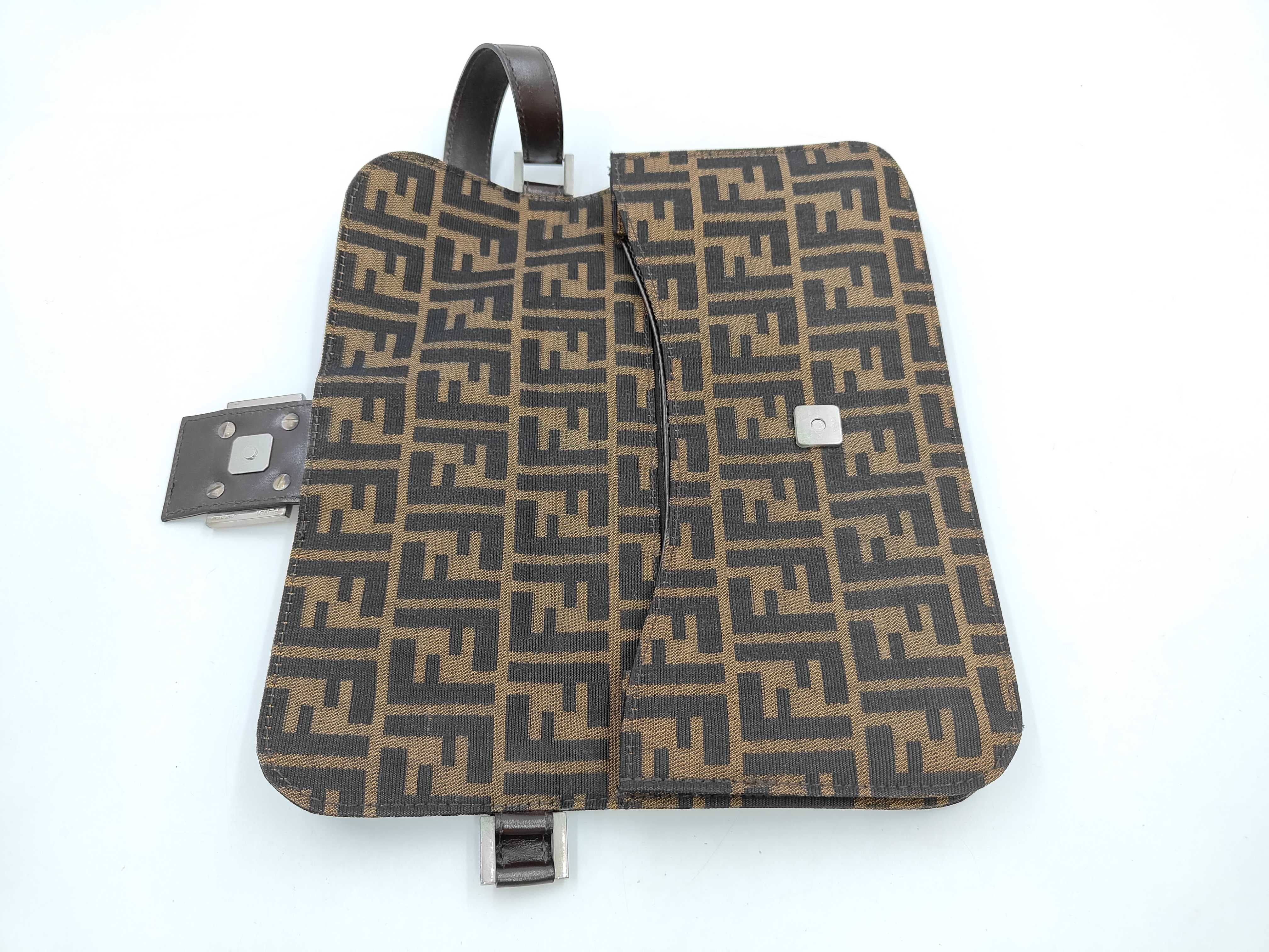Zucca pattern Zucca shoulder bag, leather, brown shoulder bag — view 9