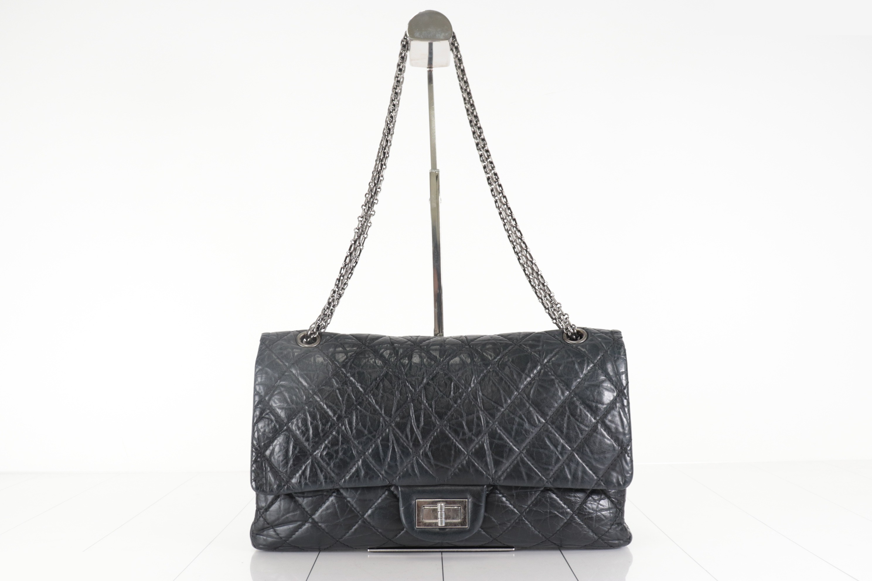 Double flap, calfskin, 2.55 chain shoulder bag, silver hardware, serial number 20s. — view 2