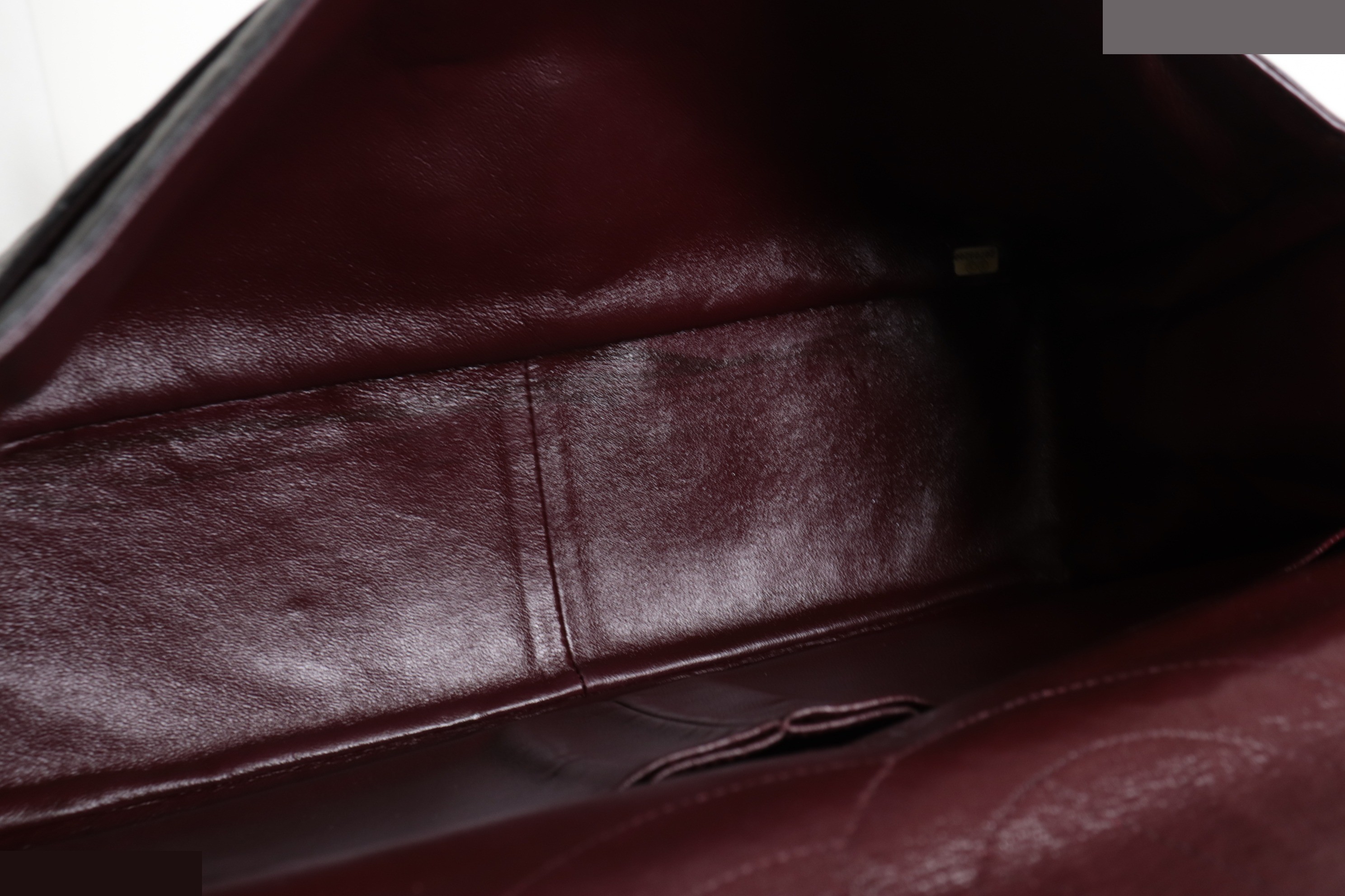 Double flap, calfskin, 2.55 chain shoulder bag, silver hardware, serial number 20s. — view 7