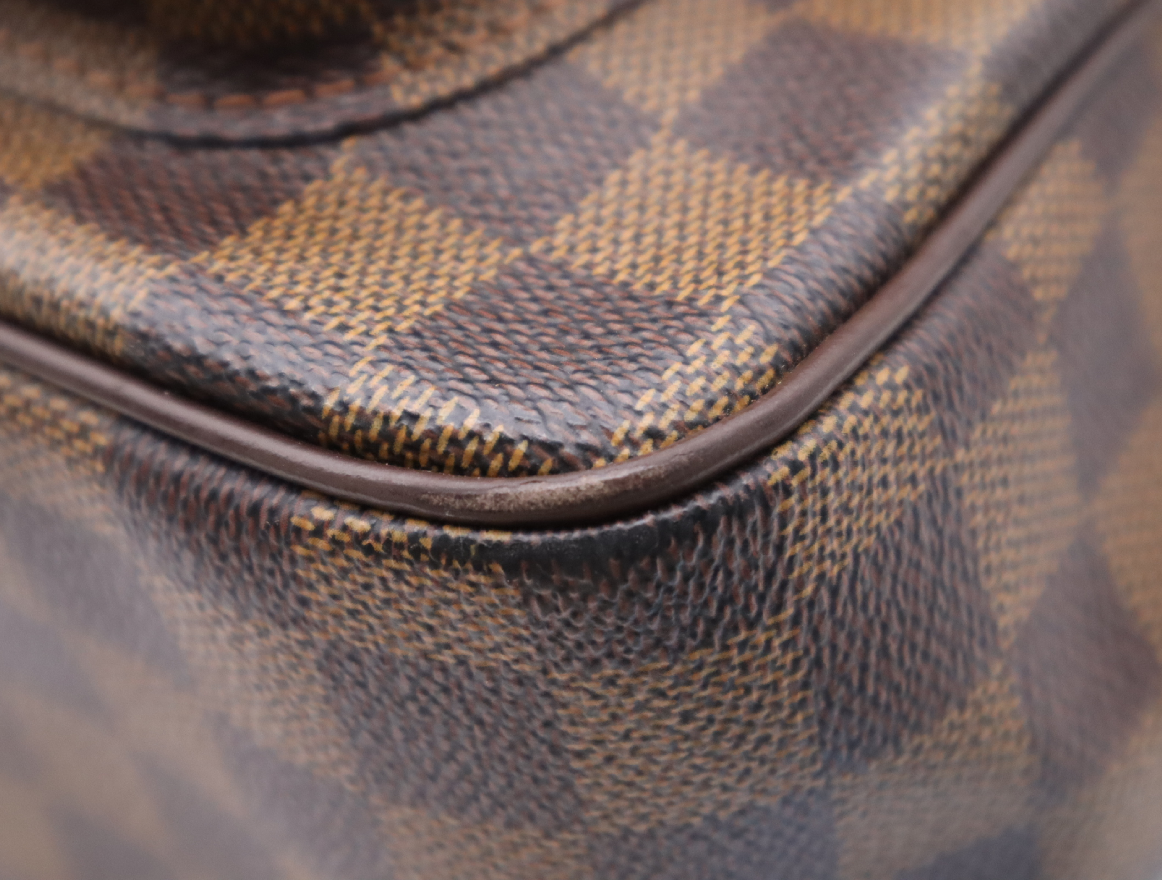 N51125 Damier Messenger Melville Shoulder Bag — view 7