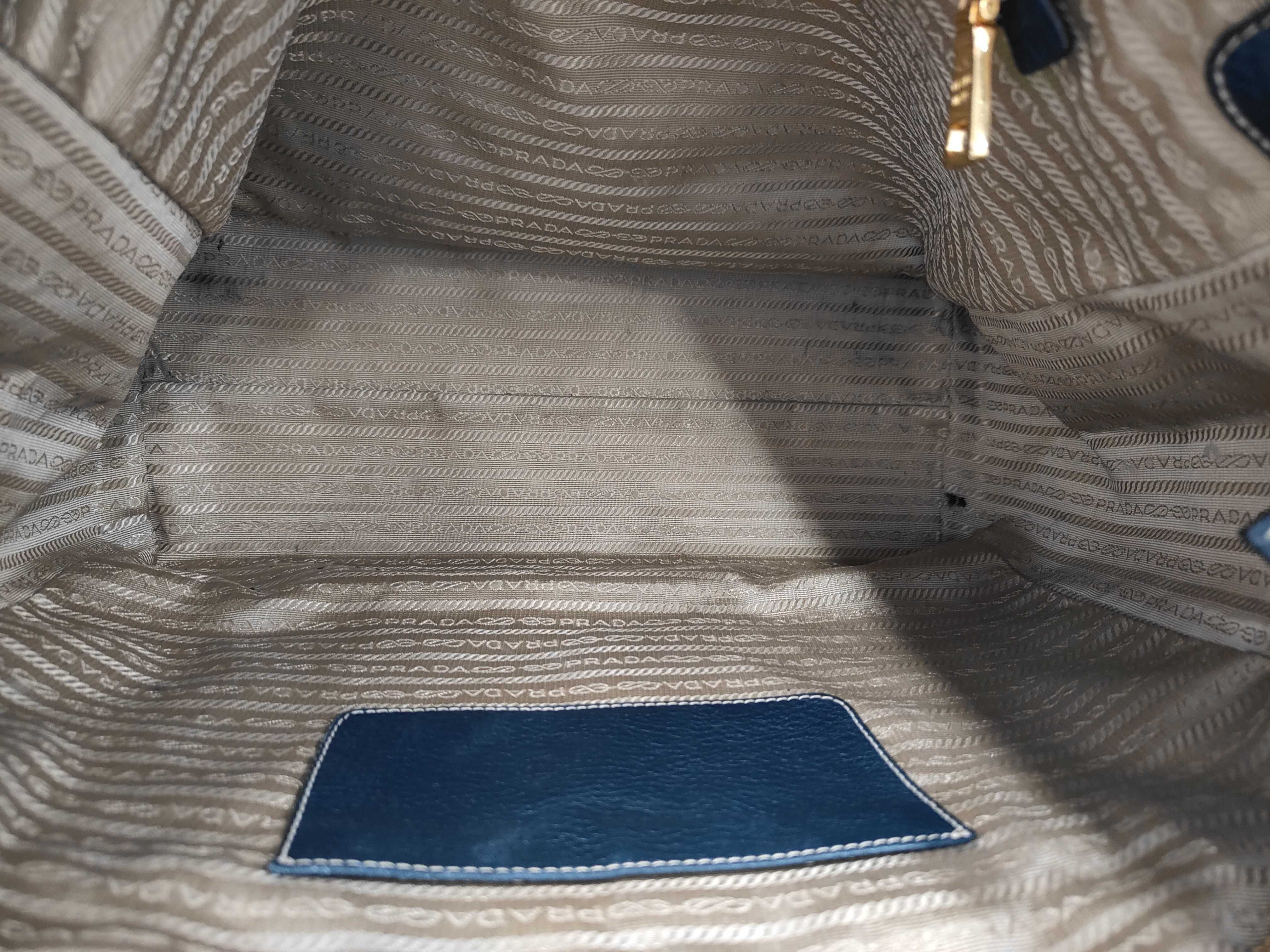 Vitello Daino Tote Bag Navy — view 8