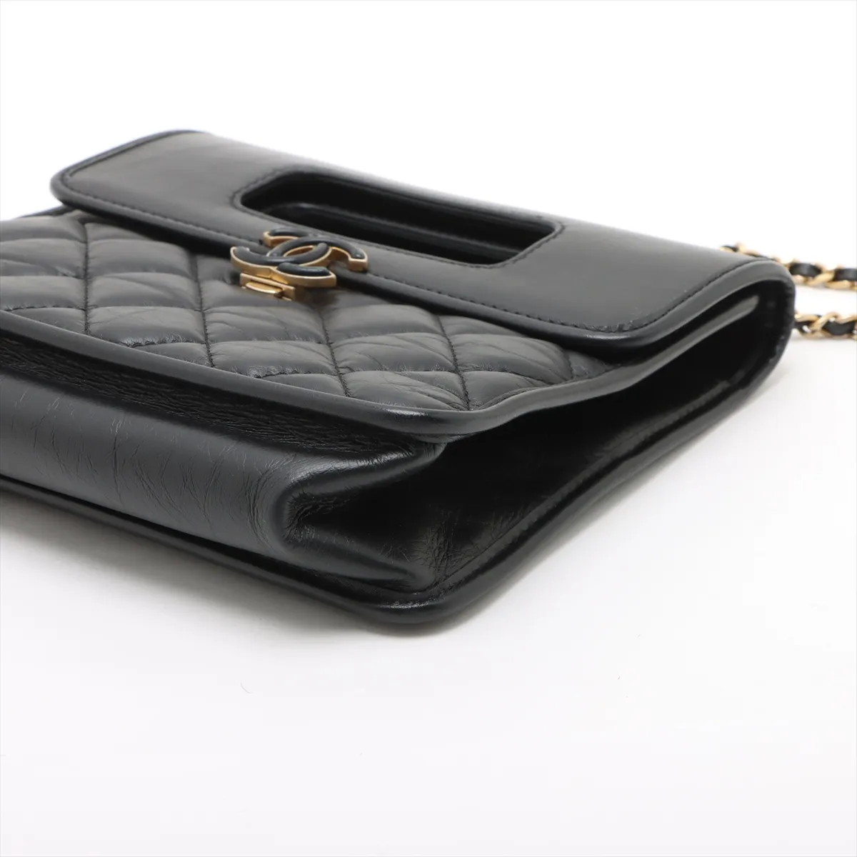 Matelasse Leather Chain Shoulder Bag Black Gold Hardware CU0PKJ7E Random Plate — view 3