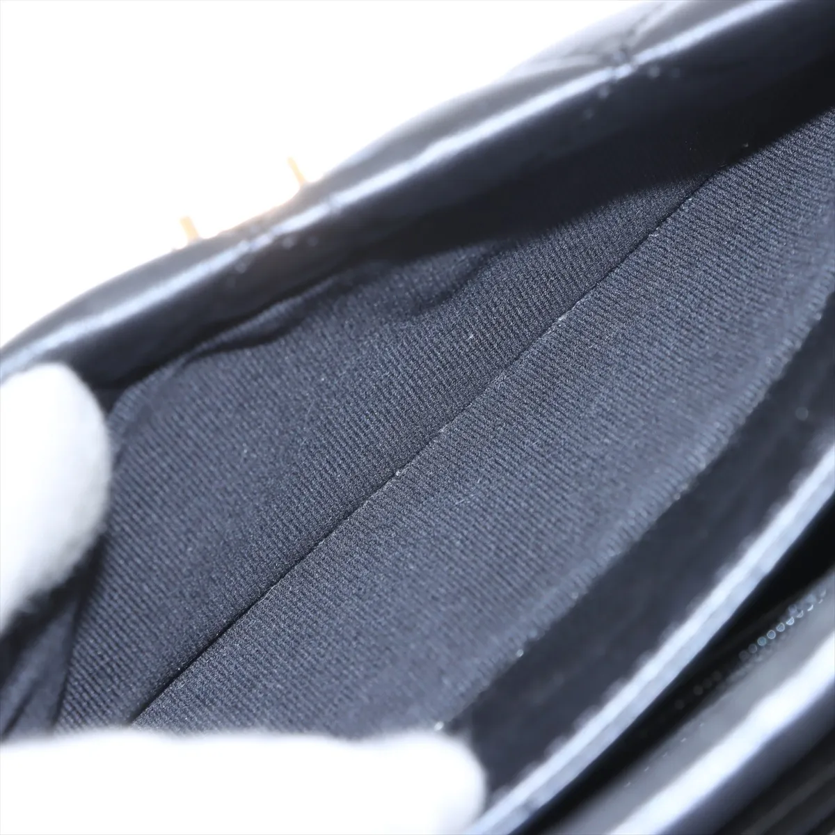 Matelasse Leather Chain Shoulder Bag Black Gold Hardware CU0PKJ7E Random Plate — view 8