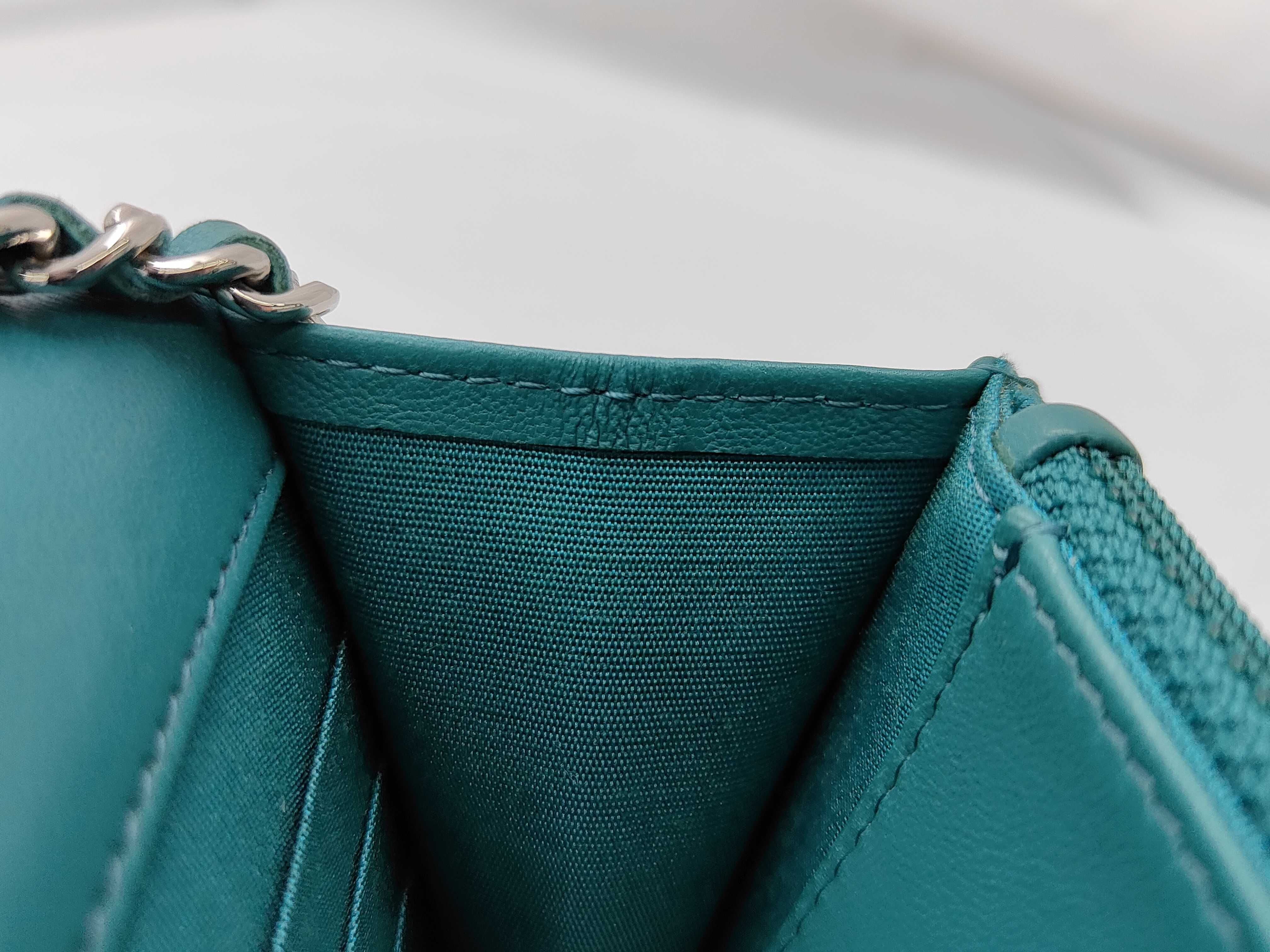 Lambskin Matelassé Chain Shoulder Bag (with seal and card) — view 9