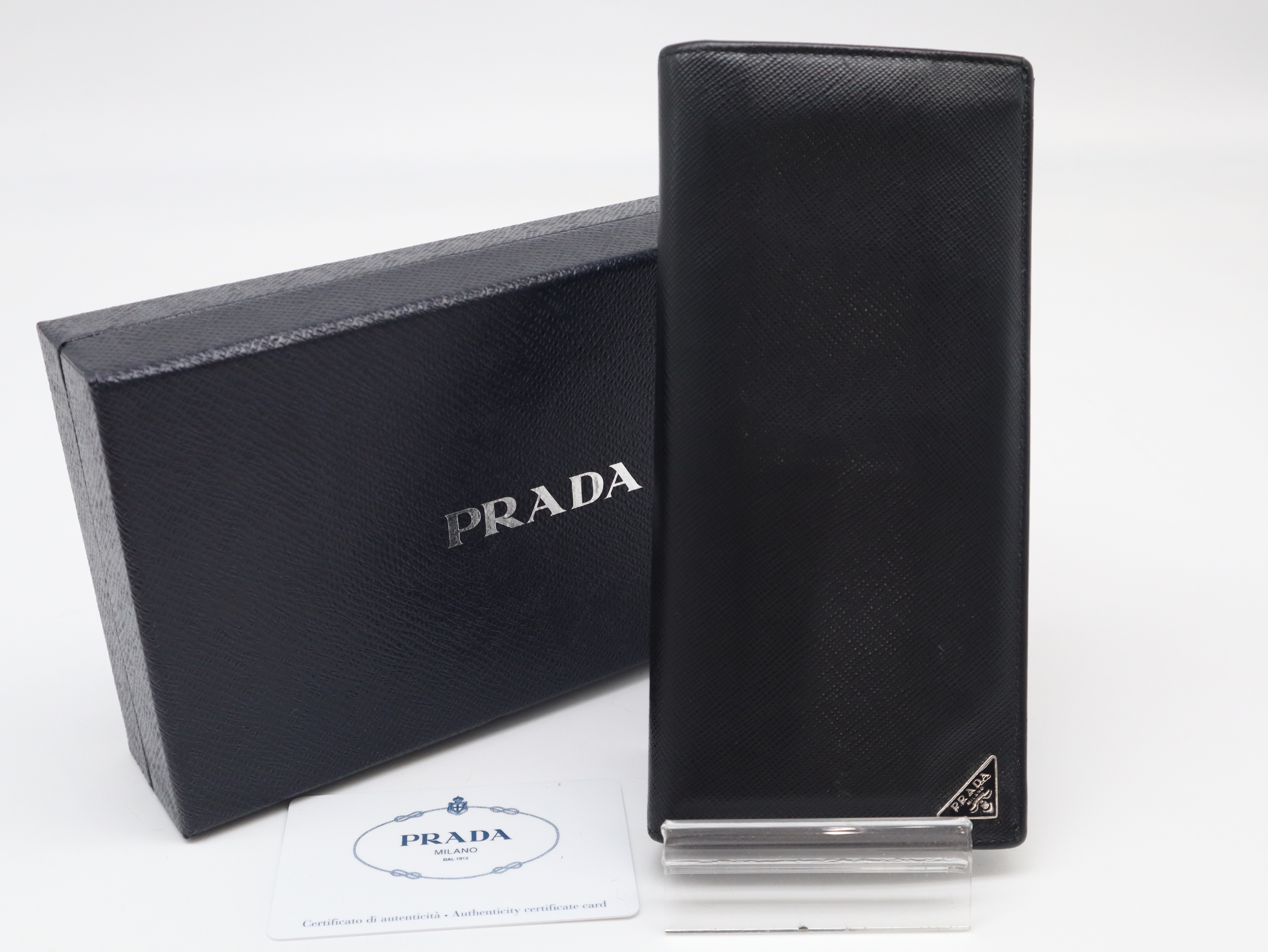 2MV836 Saffiano Leather Long Wallet, Black, with Guarantee Card and Box.