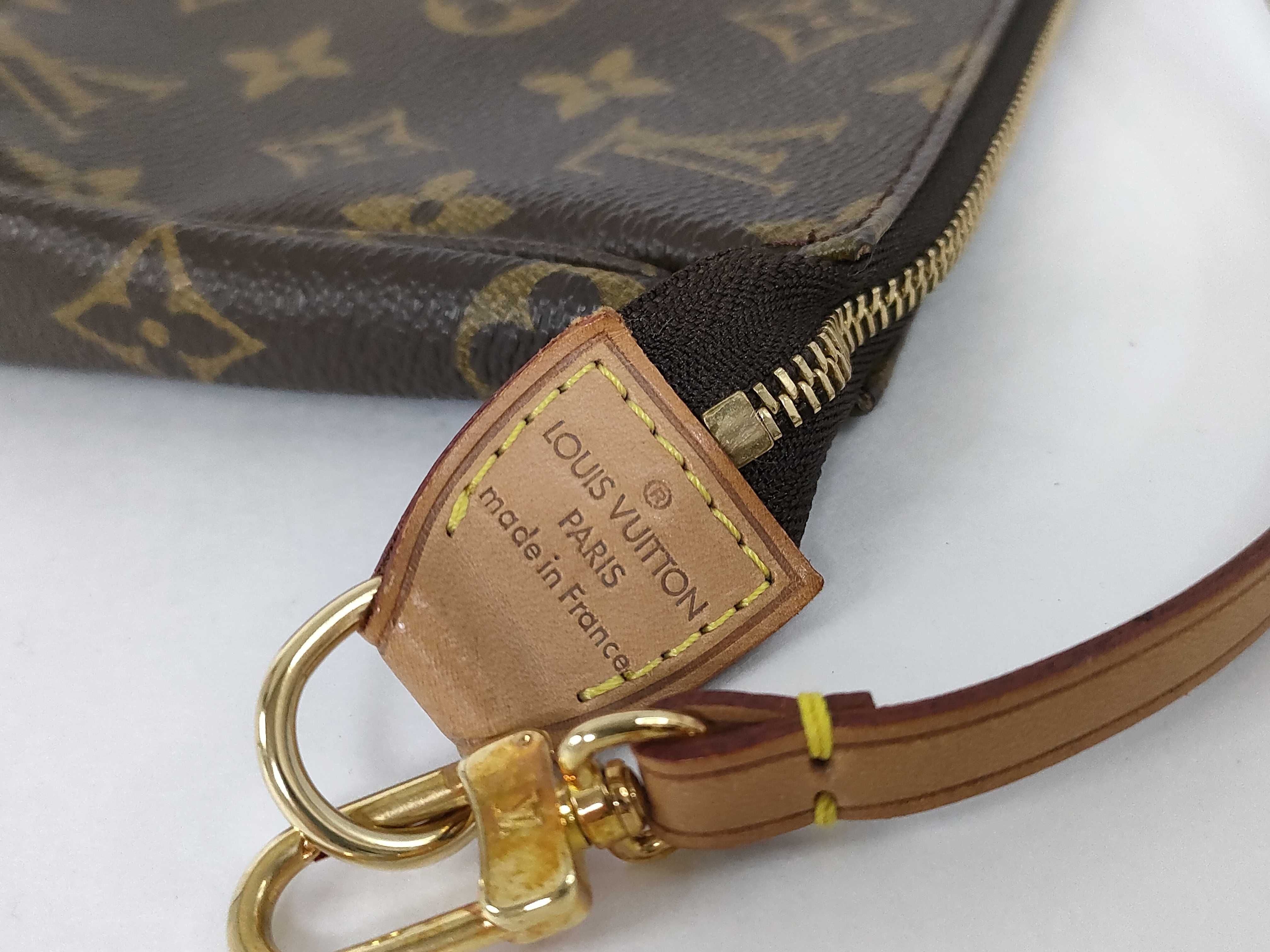 Monogram M51980 Monogram Pochette Accessoires Pouch — view 6