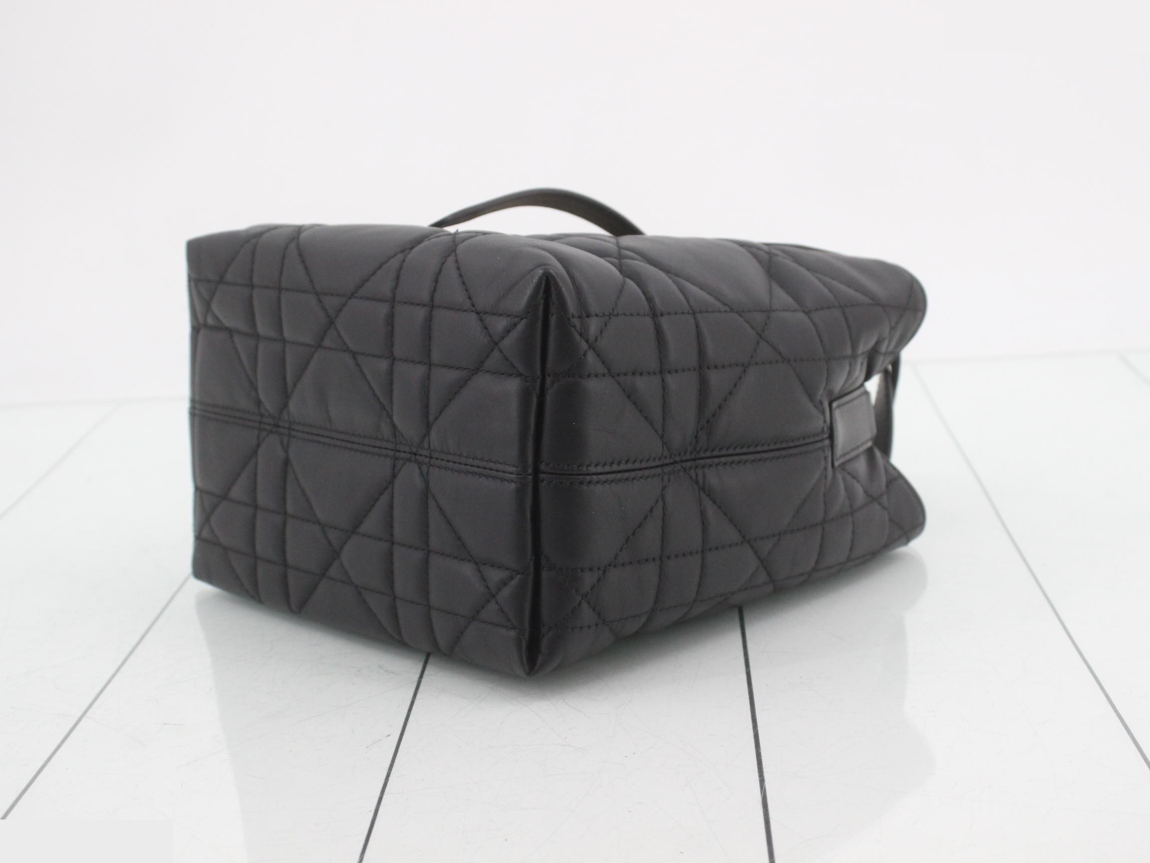 Toujours Macro Cannage 2-Way Shoulder Bag — view 6