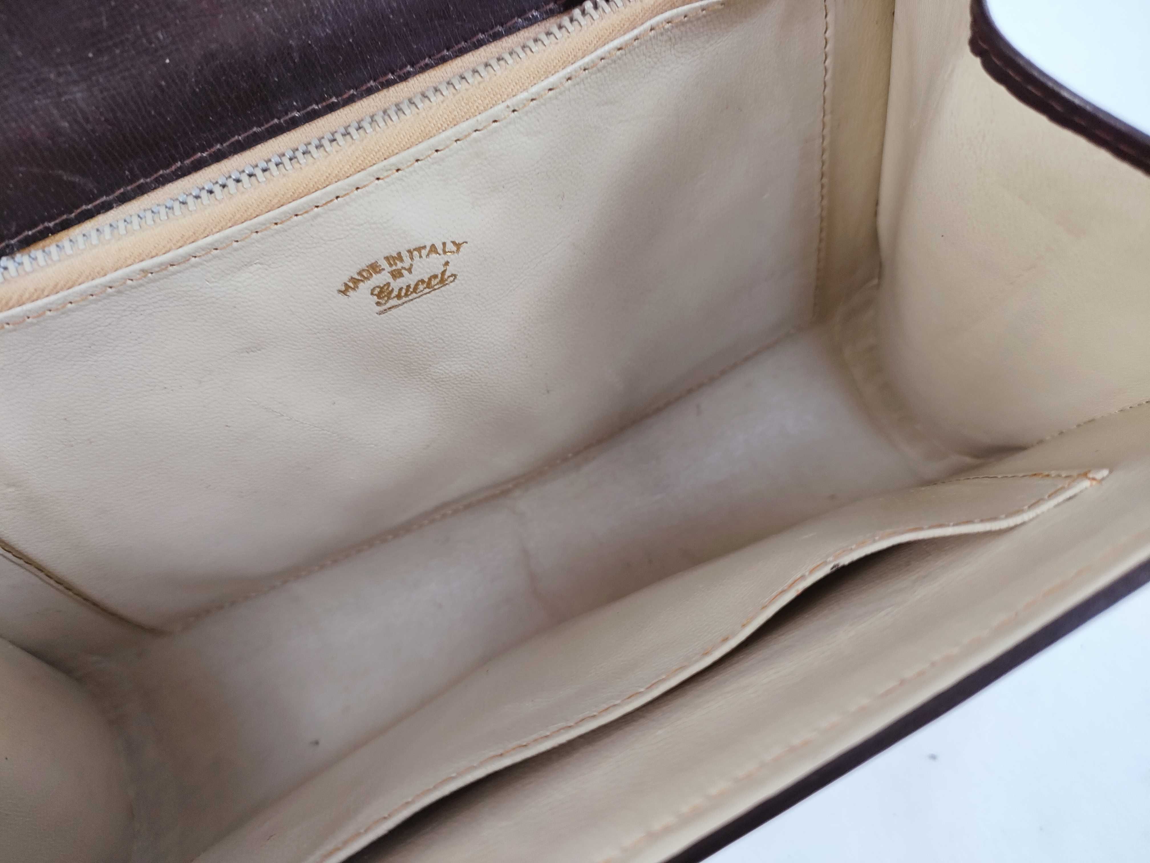 GG Canvas Chain Shoulder Bag — view 11