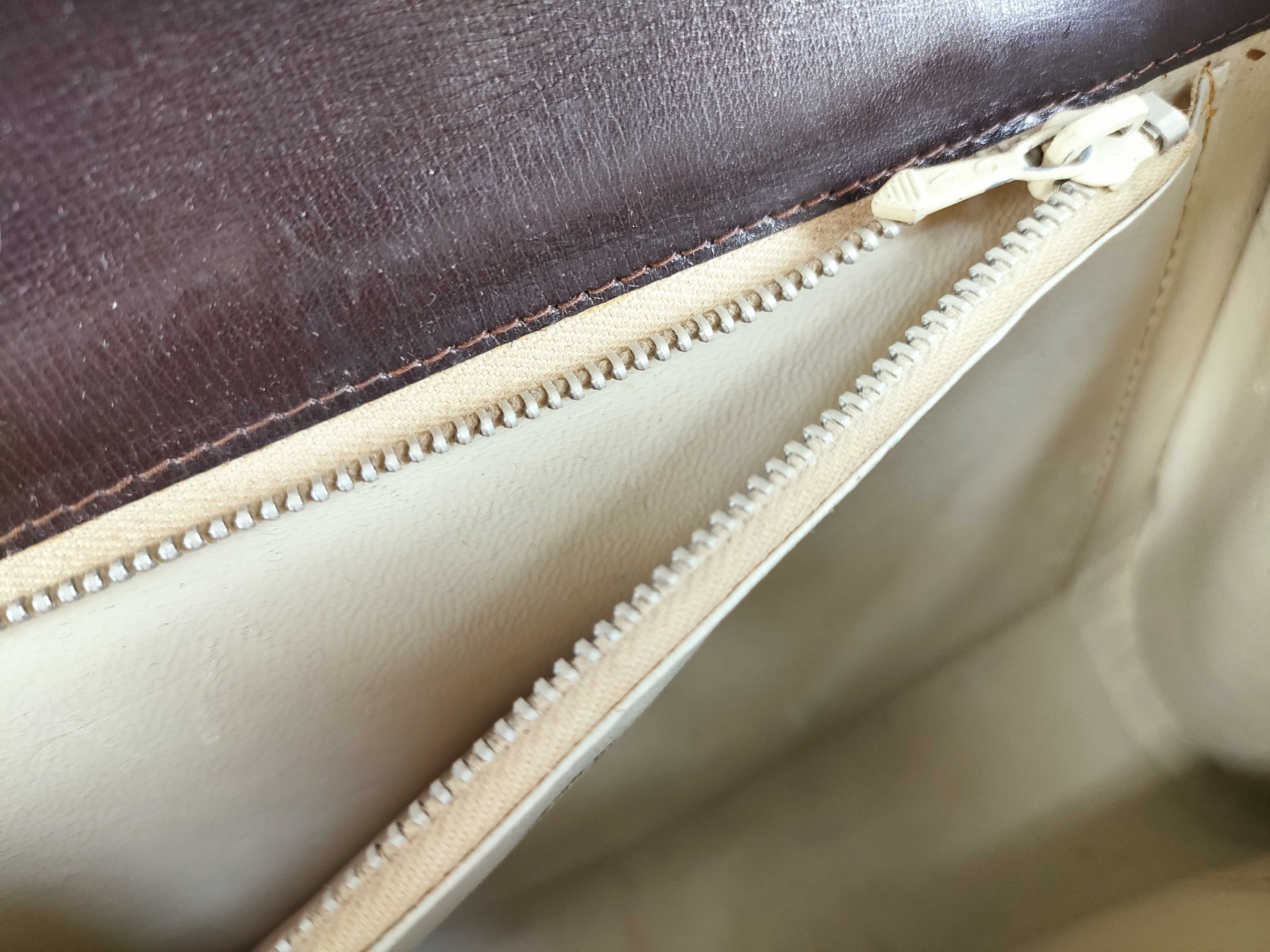 GG Canvas Chain Shoulder Bag — view 14