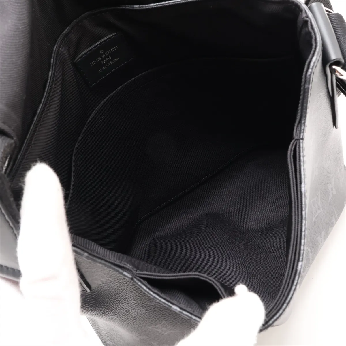 Monogram Eclipse District PMNM M44000 CT1188 Black — view 6
