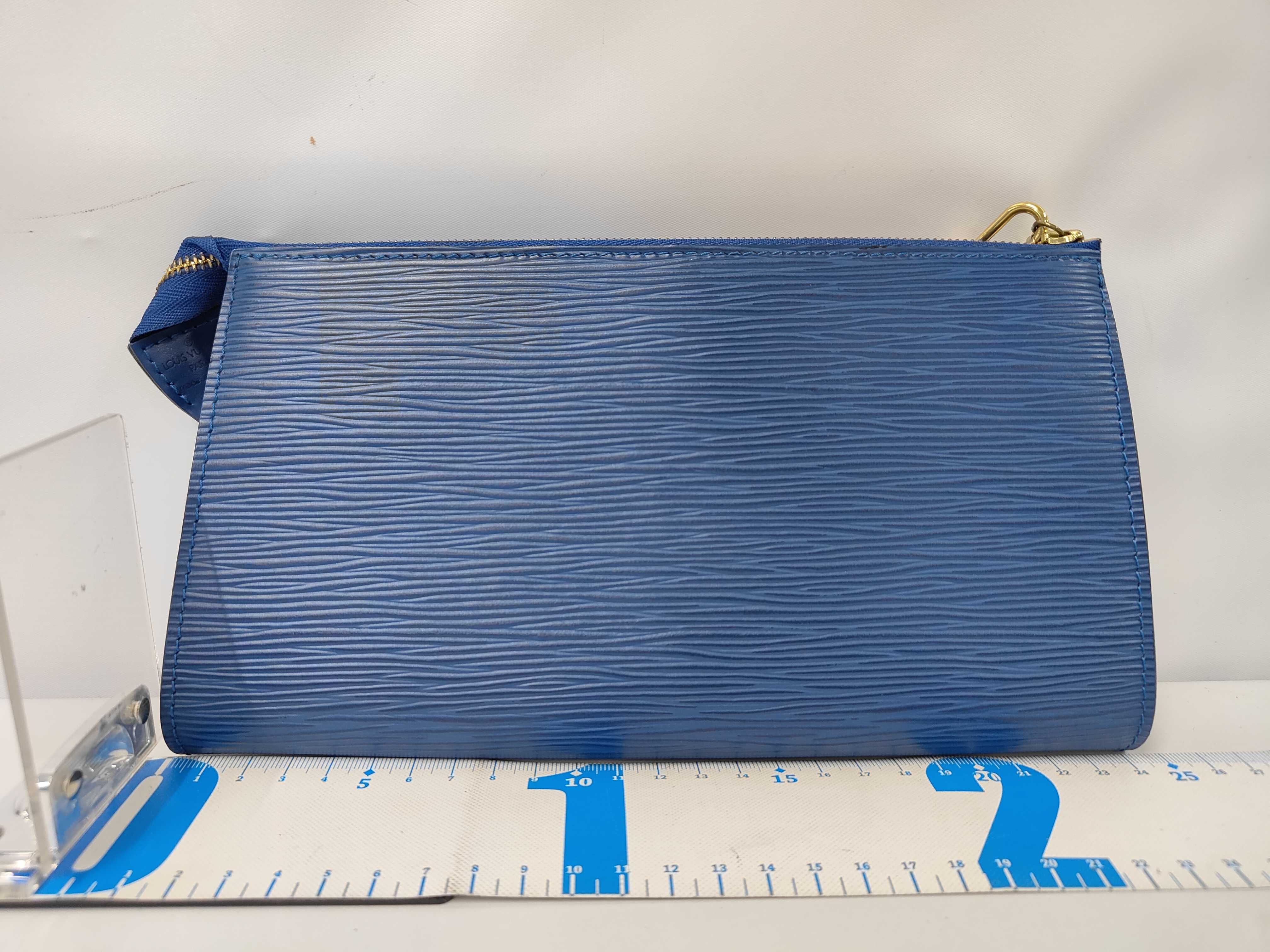 Epi Pochette Bag M52945 AR0918 Pouch — view 2