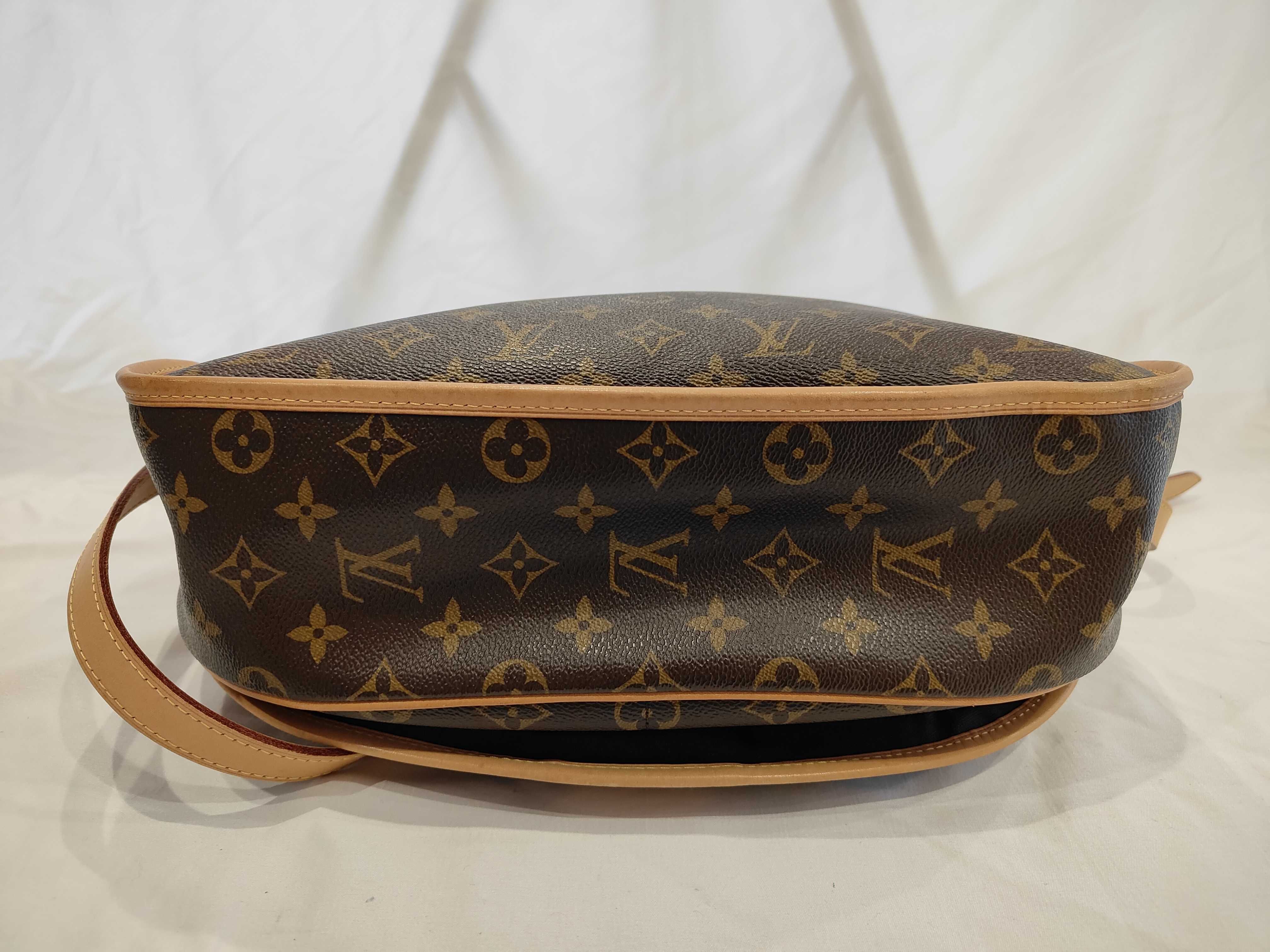 Monogram Menilmontant MM M40473 MI2161 Shoulder Bag — view 3