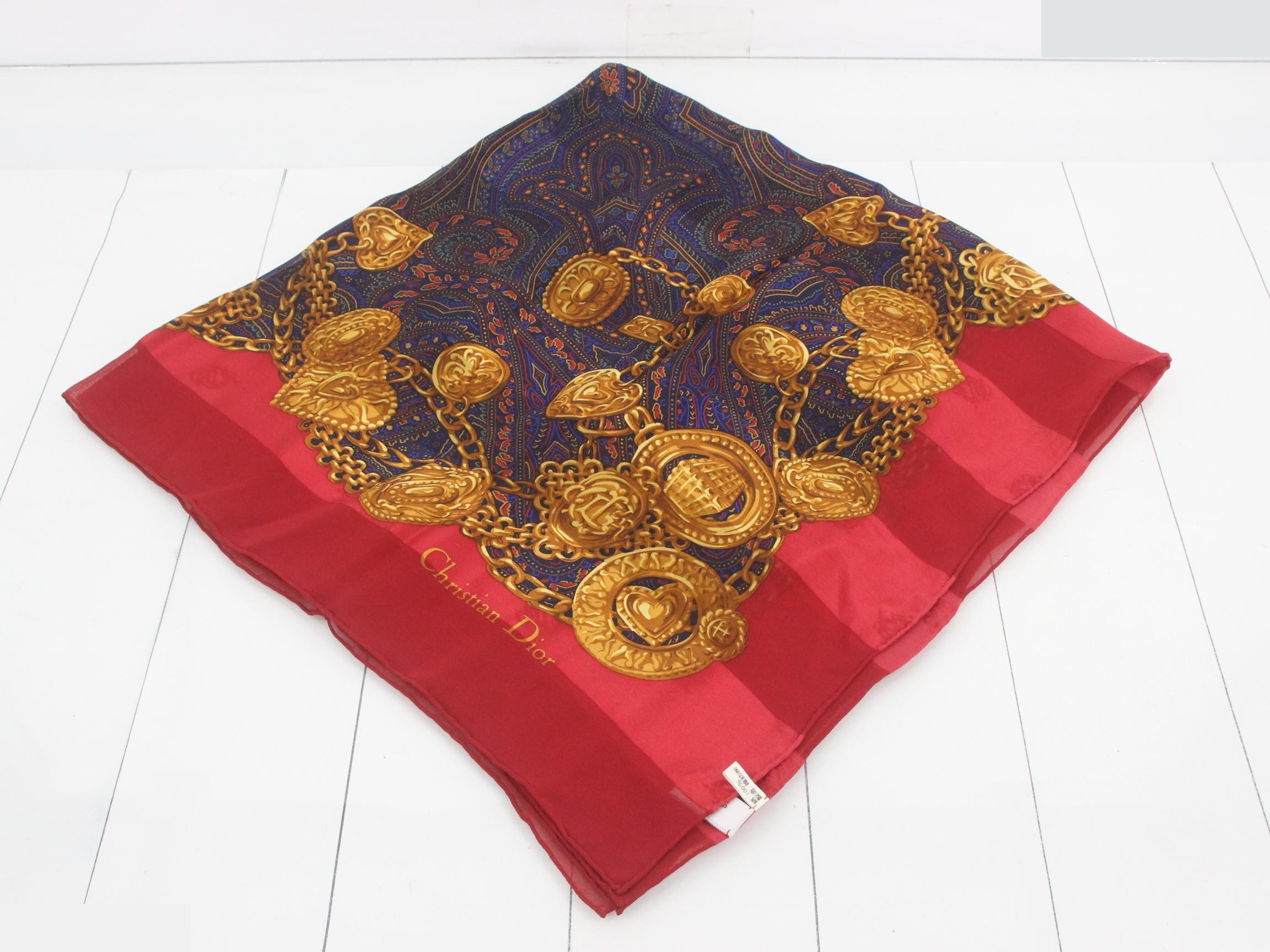 Chain pattern, red, 100% silk