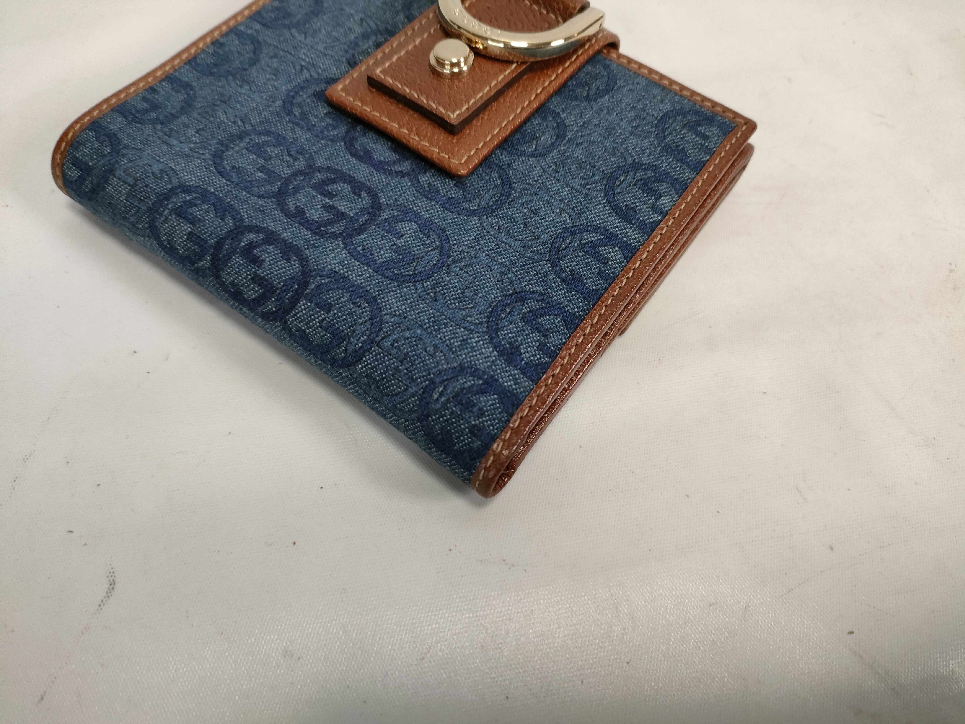 141411 Abbey Interlocking G Denim Bi-fold Wallet — view 3