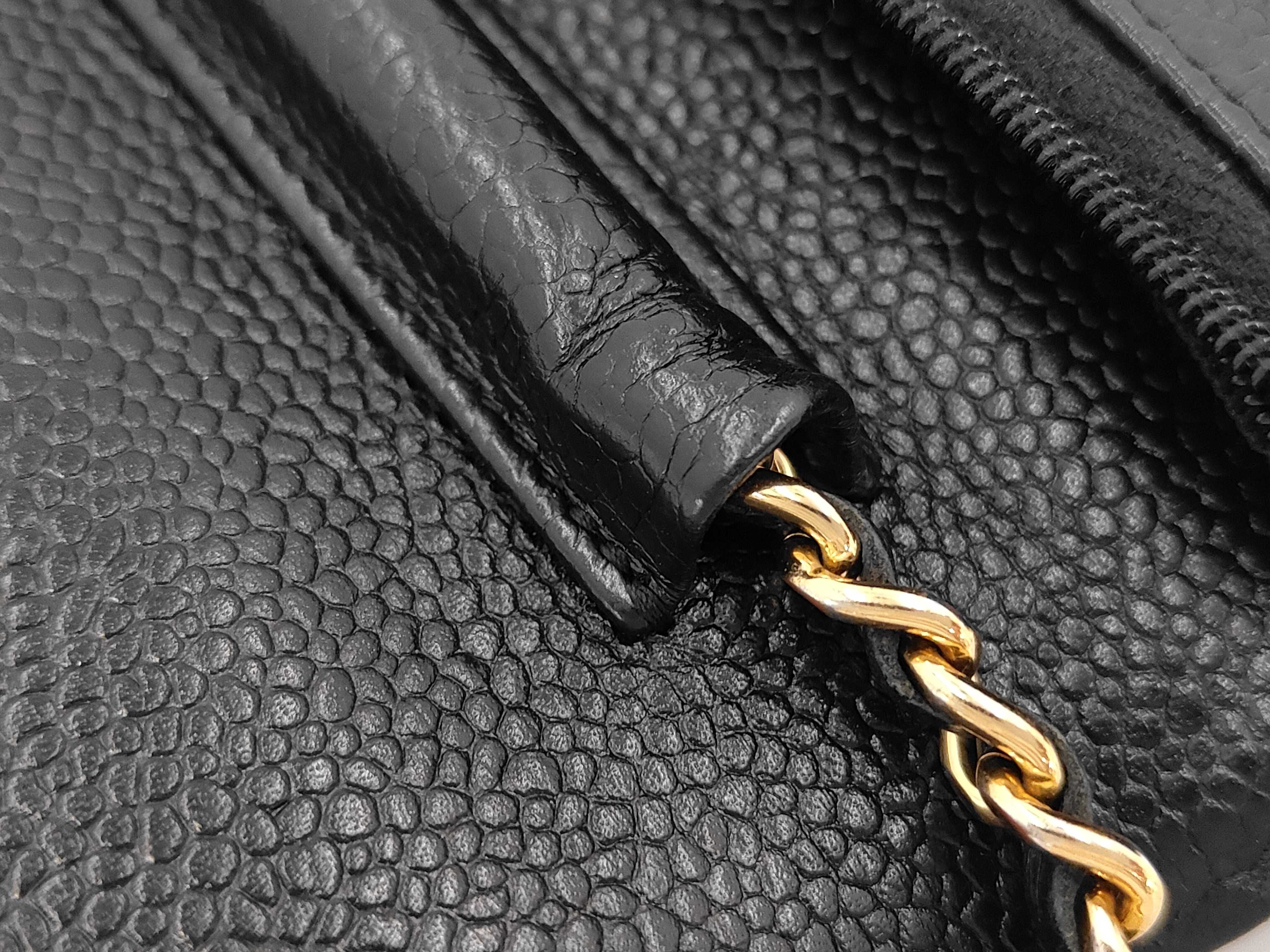 Chain Wallet Matelassé Caviar Leather Black Serial Number 29 Shoulder Bag — view 7