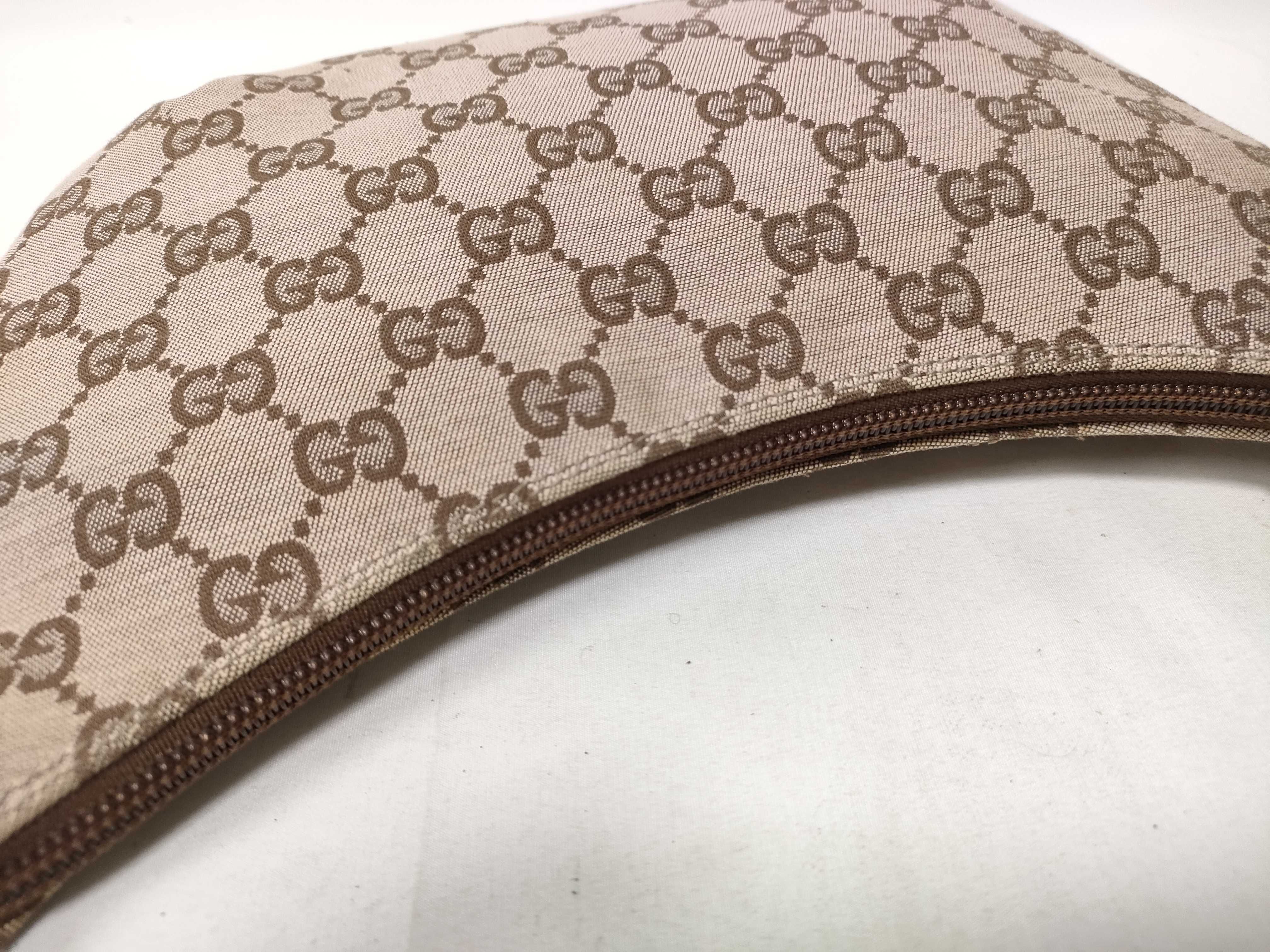 One-Shoulder GG Canvas Accessory Pouch 005 0813 Pouch — view 12