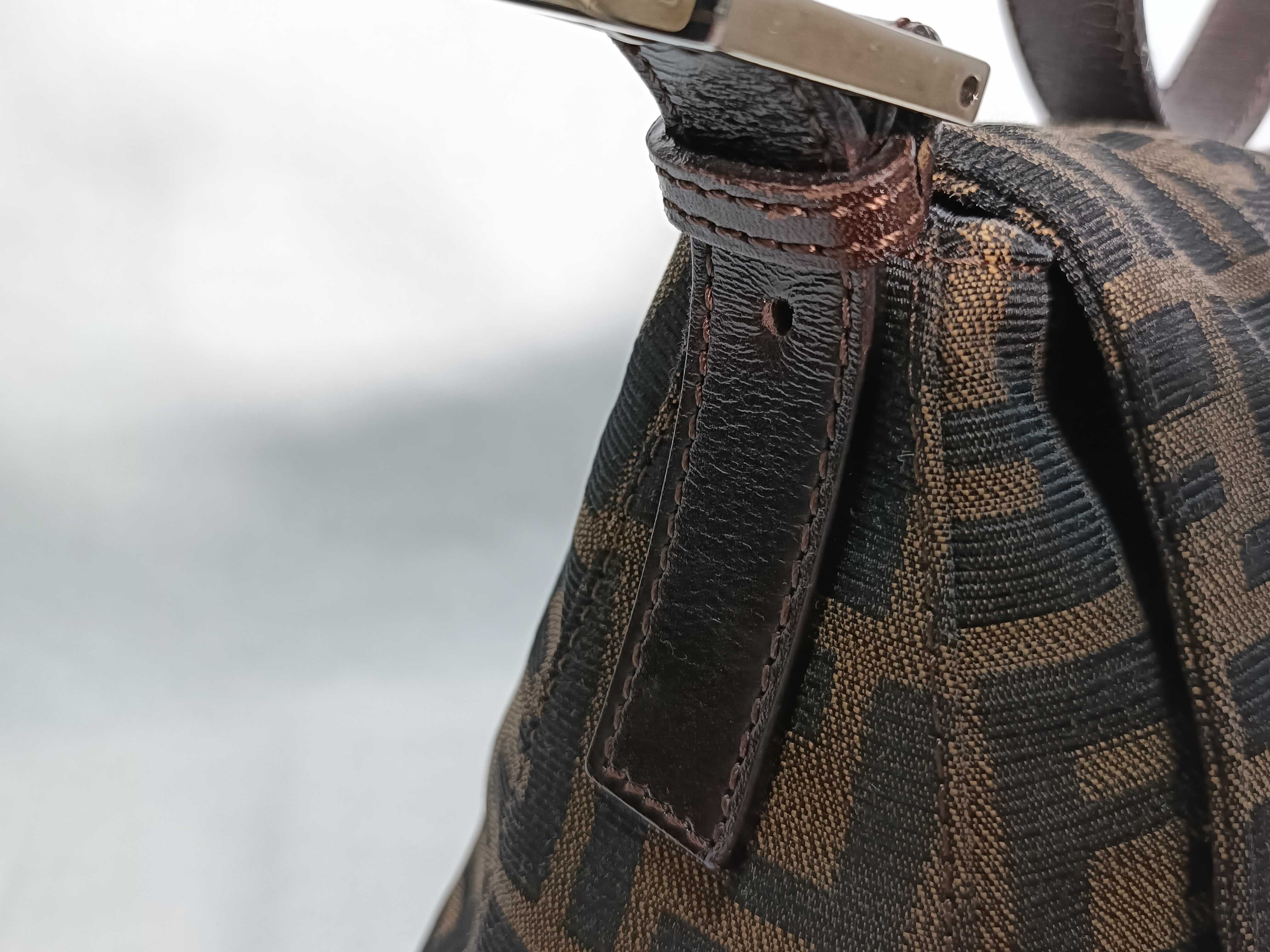 handbag — view 7