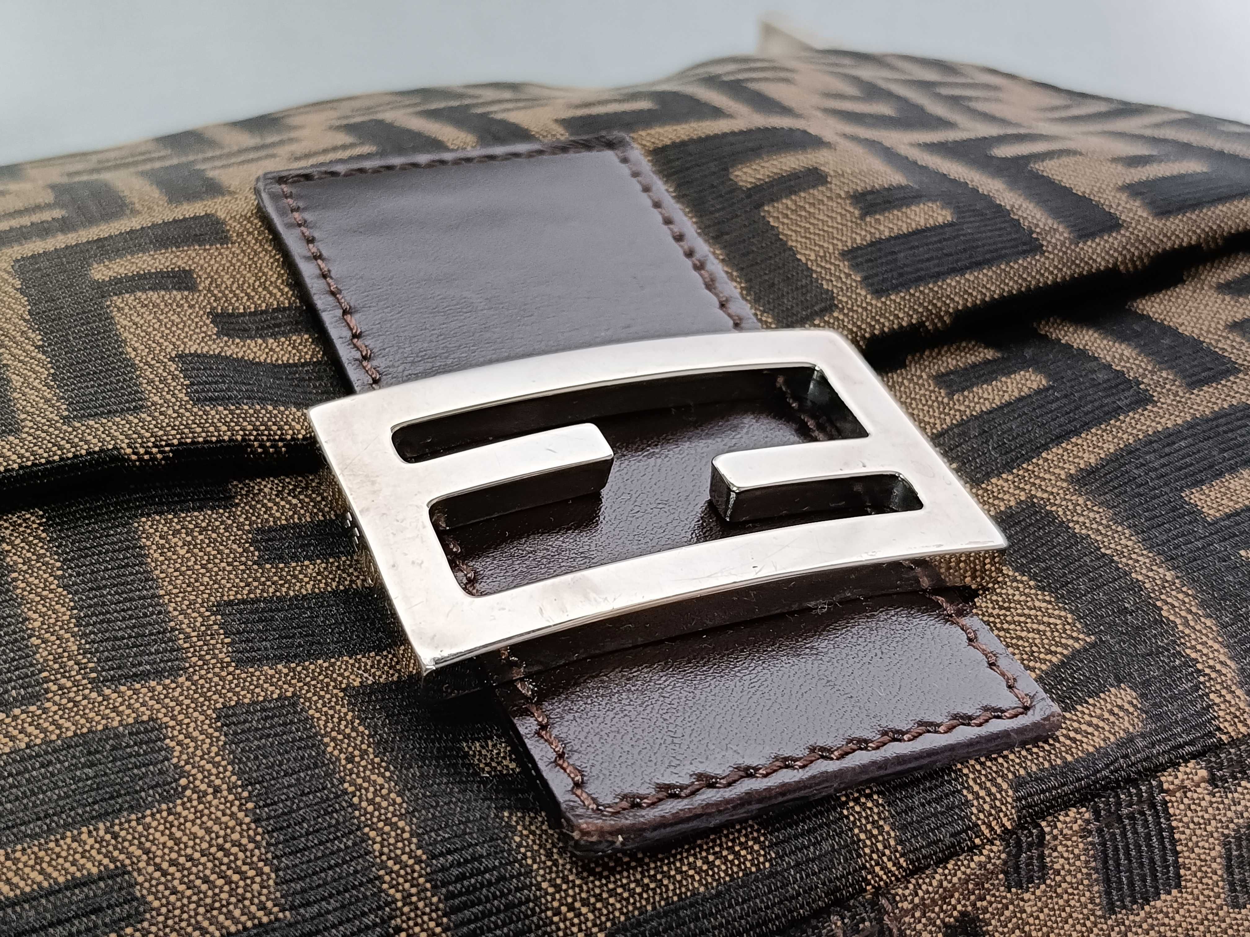 handbag — view 8