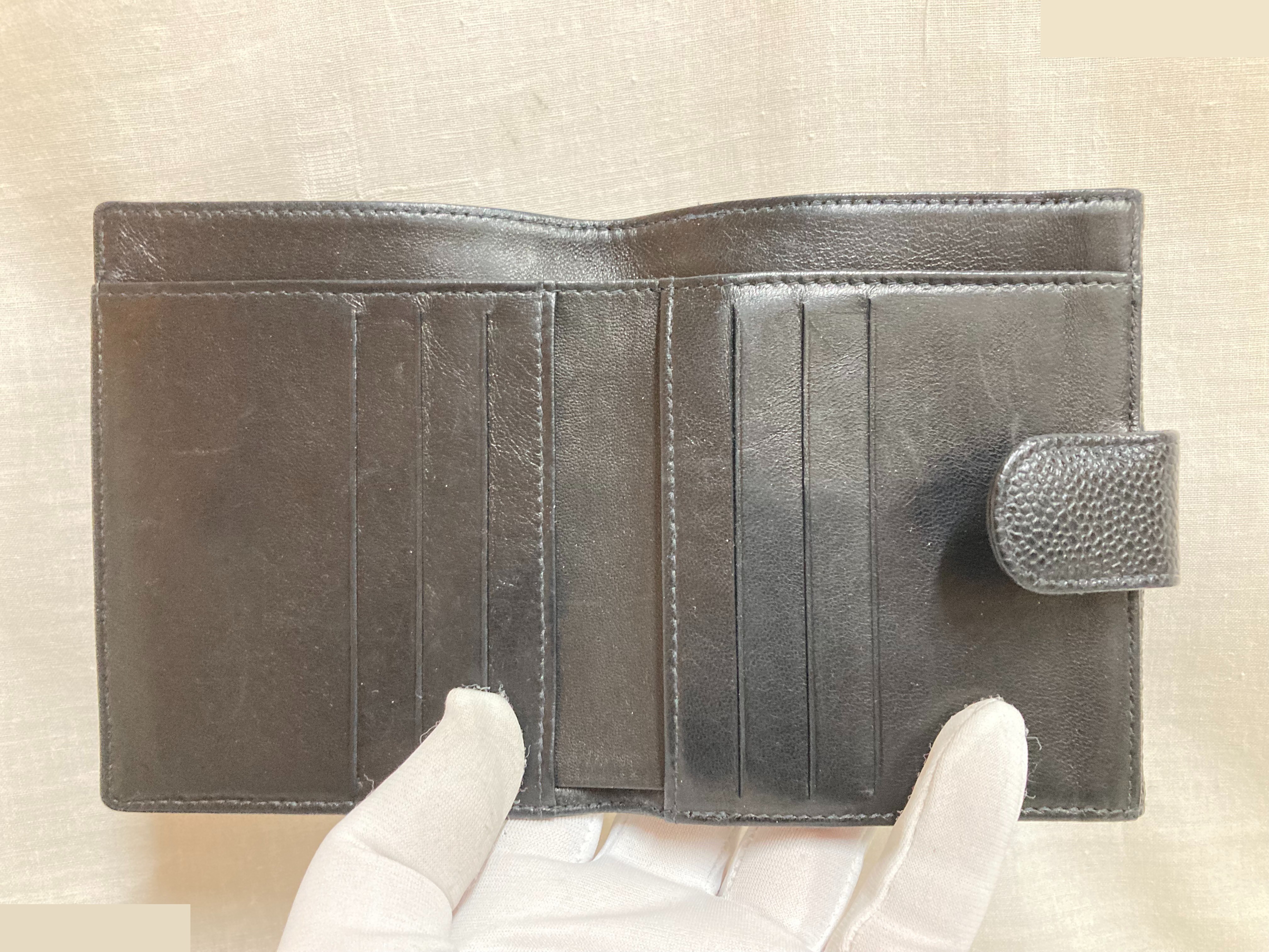 Caviar skin (bags) and wallets — view 5