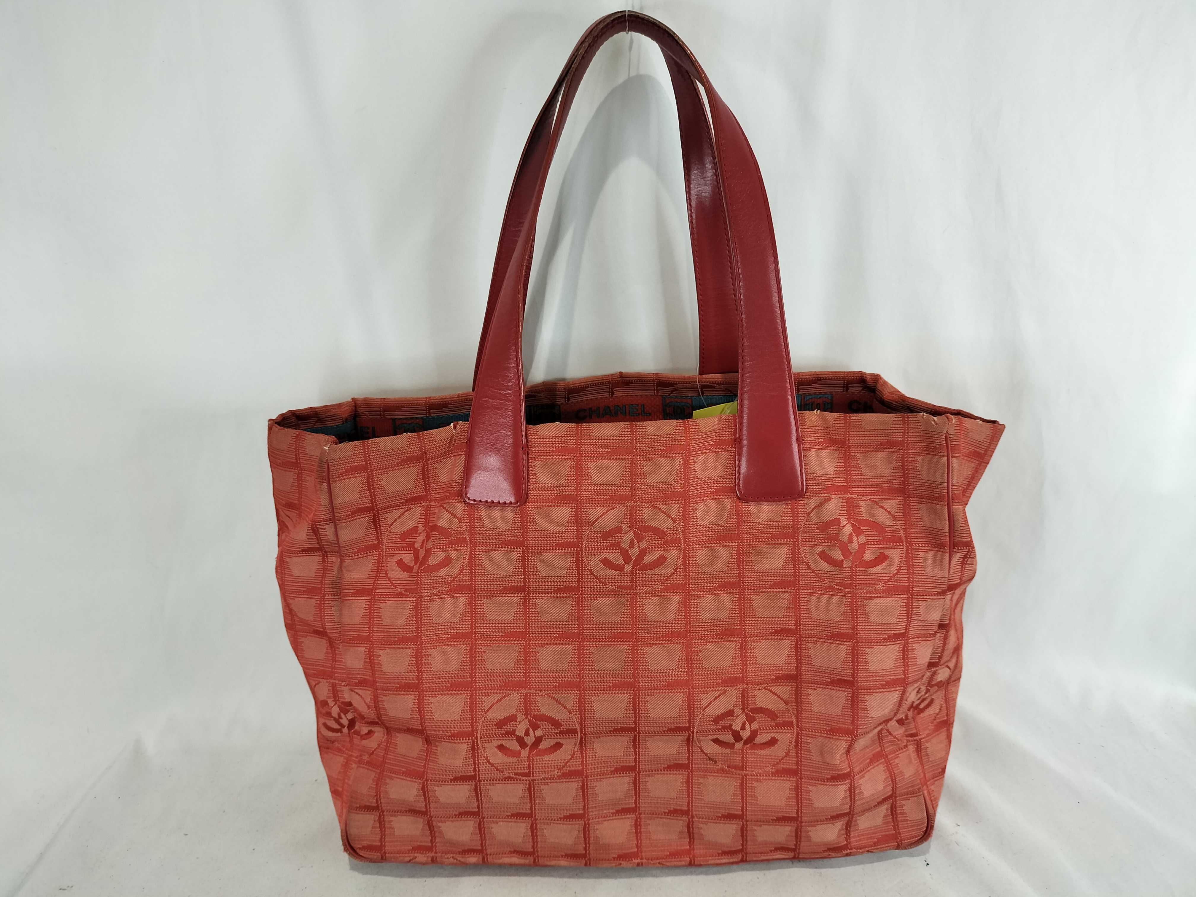 New Travel Line Tote Bag