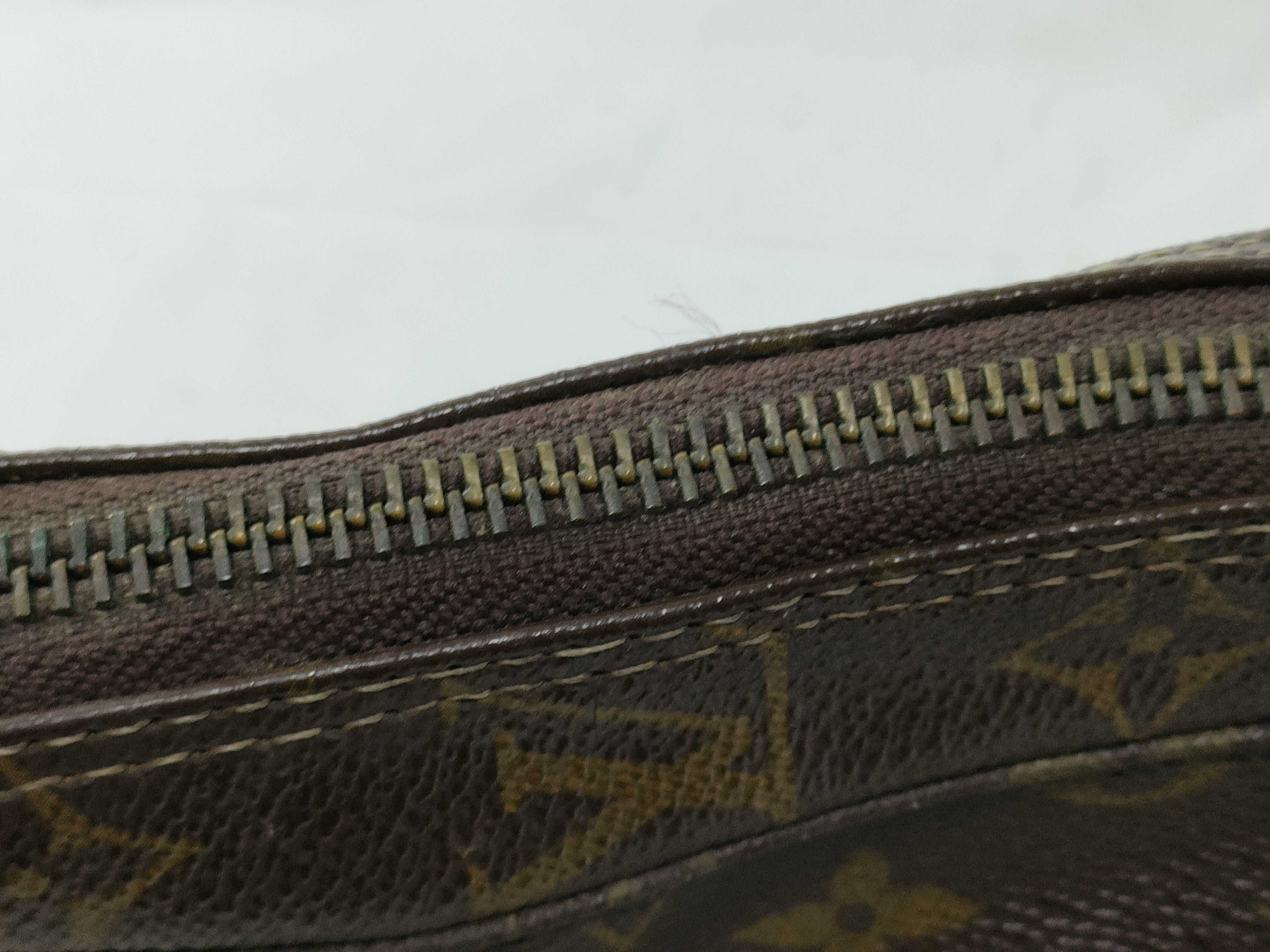 Monogram Louis Vuitton Monogram Trousse Toilette 23 M47524 832 Second Bag — view 5