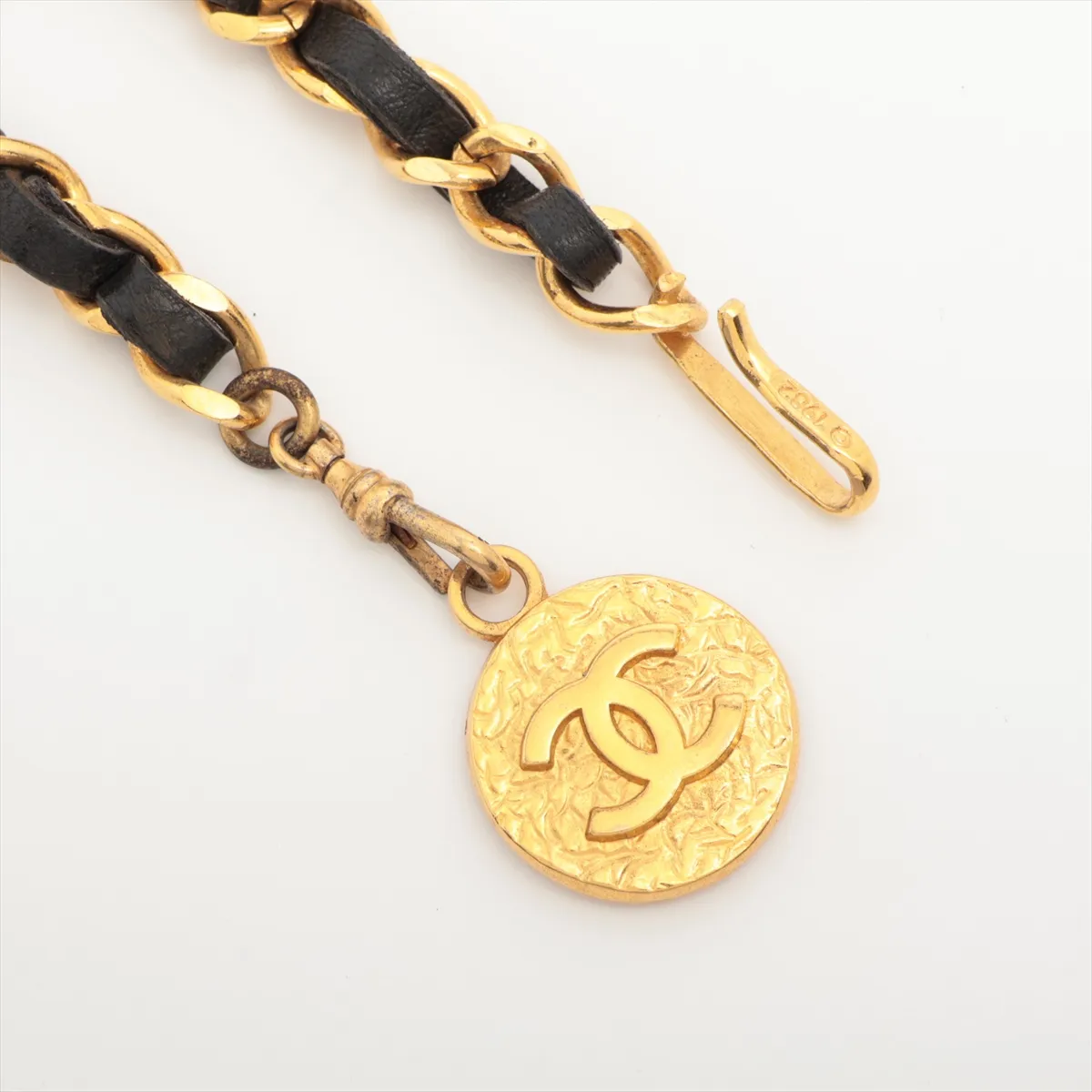Coco Mark 1982 Chain Belt GP x Leather Black x Gold — view 2