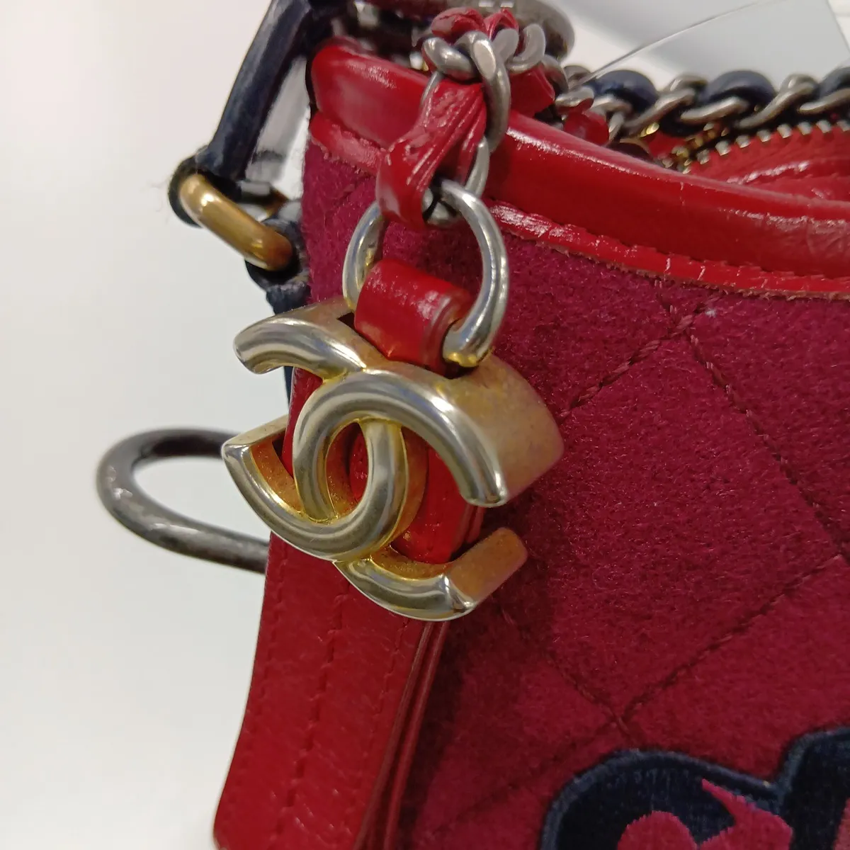 Gabrielle de Chanel Wool x Vintage Calf Chain Shoulder Bag, Red x Navy, Gold x Silver Hardware, 24559315, Serial Number 24 — view 12
