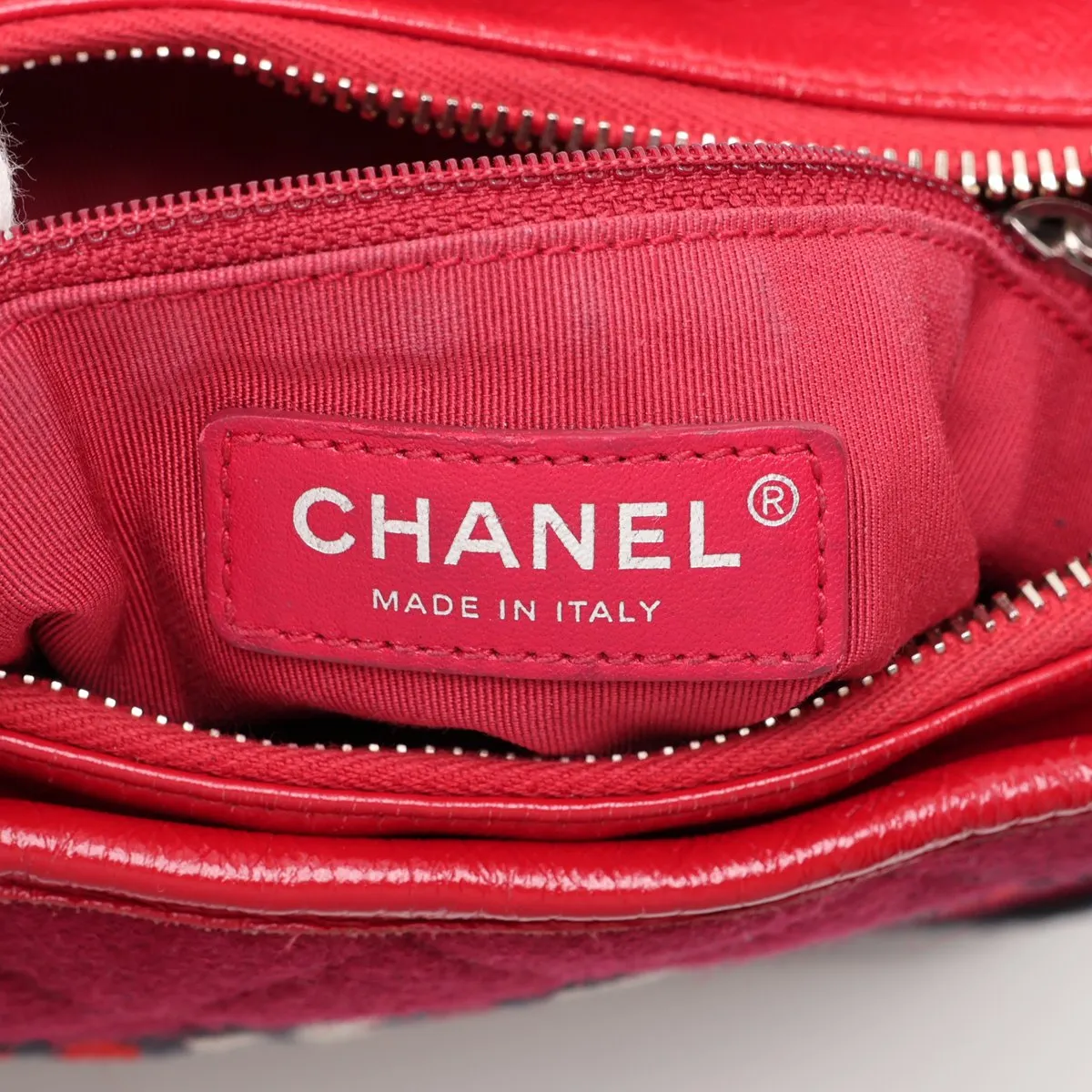 Gabrielle de Chanel Wool x Vintage Calf Chain Shoulder Bag, Red x Navy, Gold x Silver Hardware, 24559315, Serial Number 24 — view 8