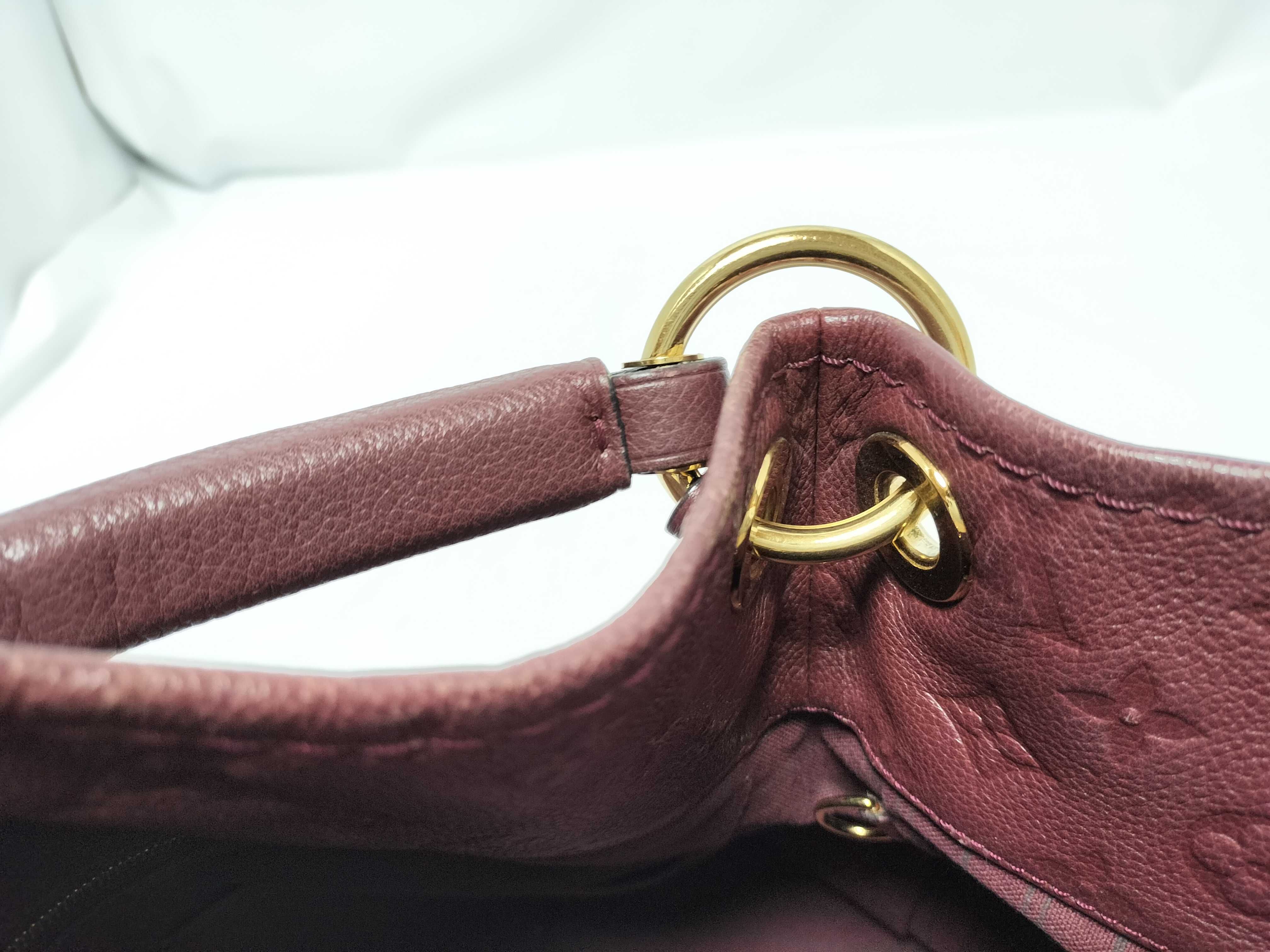Monogram Empreinte PH - Monogram Empreinte Leather Artsy Shoulder Bag Red Handbag — view 10