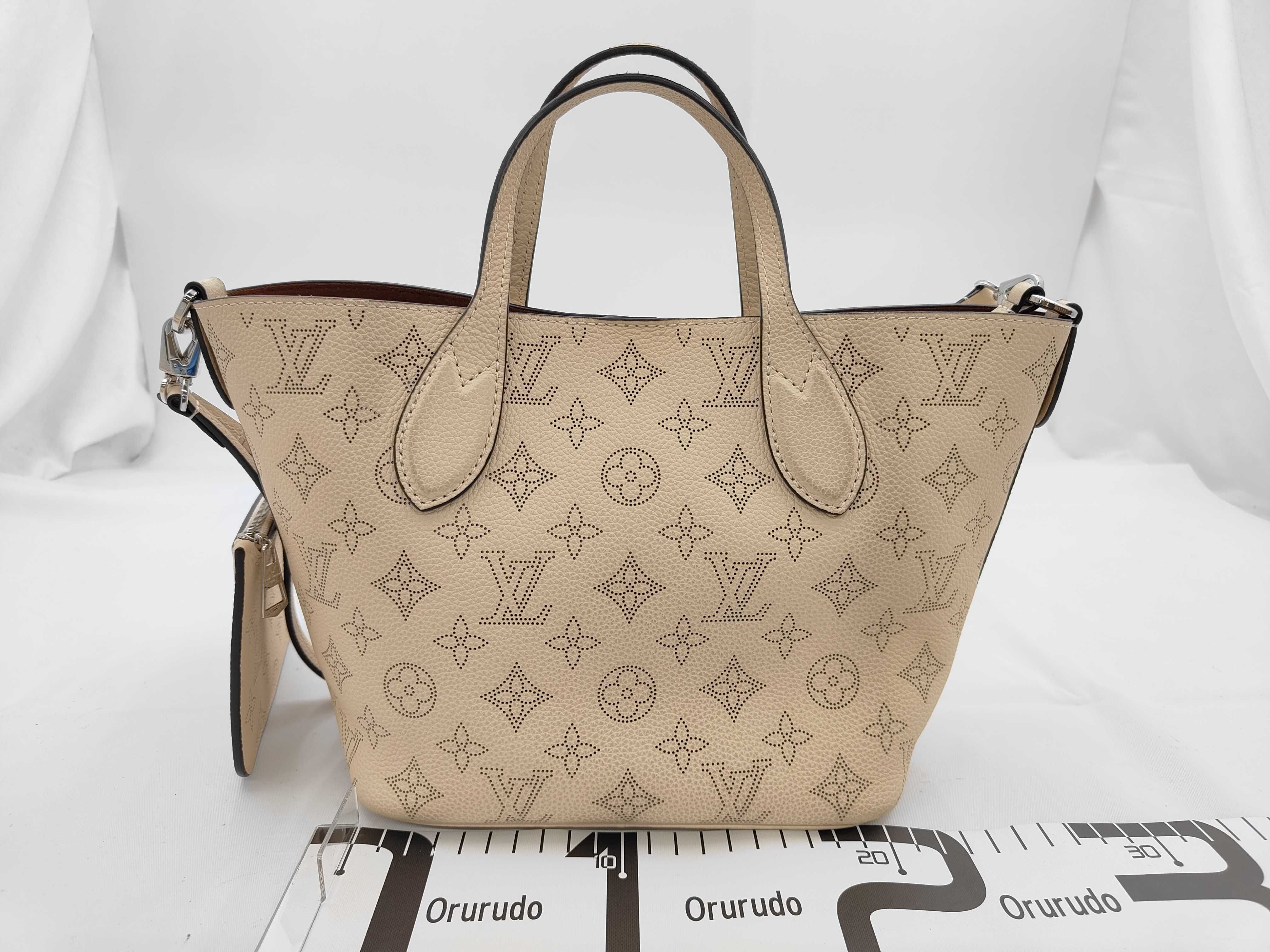 M21909 Blossom PM Mahina Shoulder Bag — view 2
