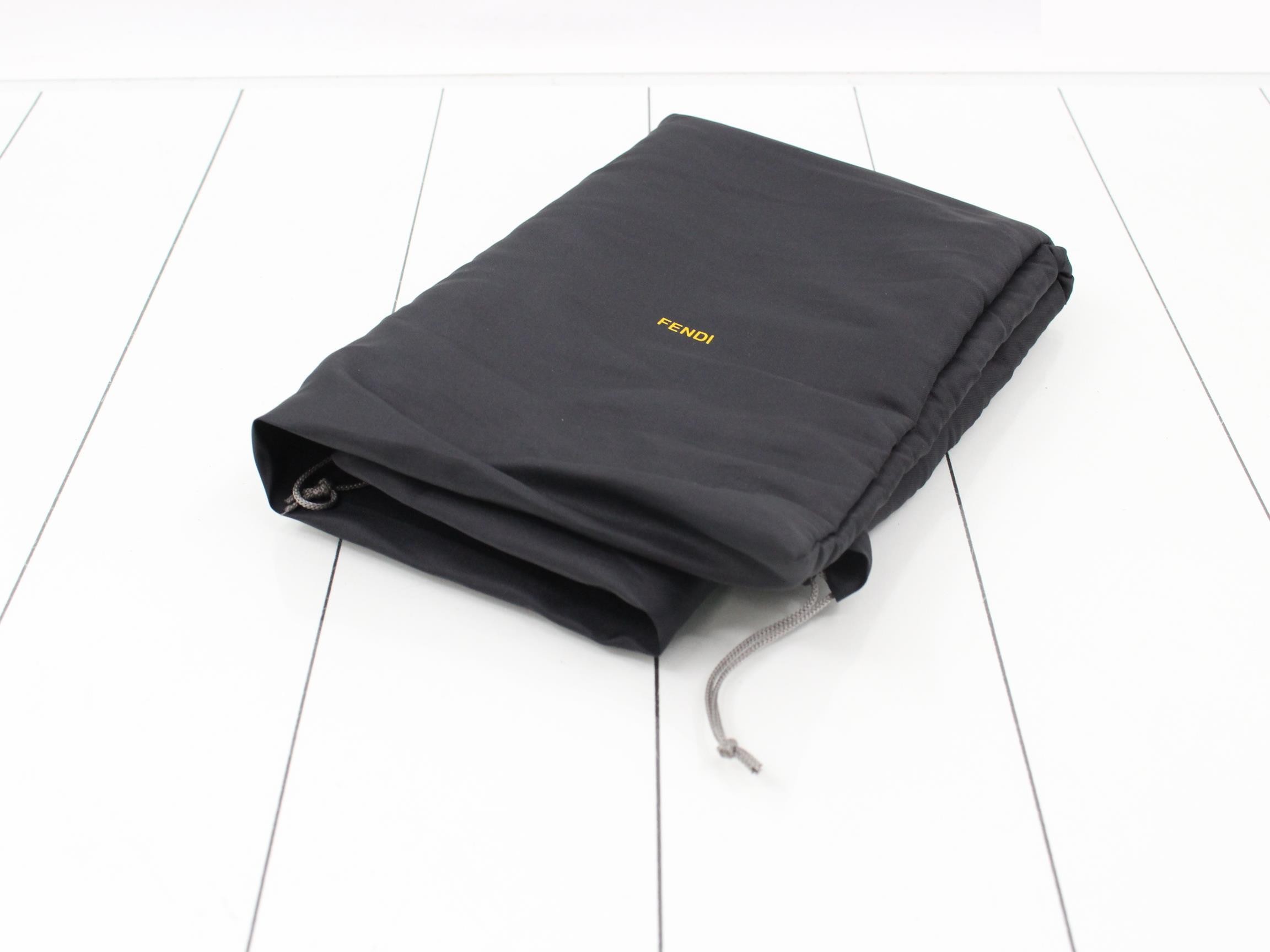 One-shoulder bag — view 7