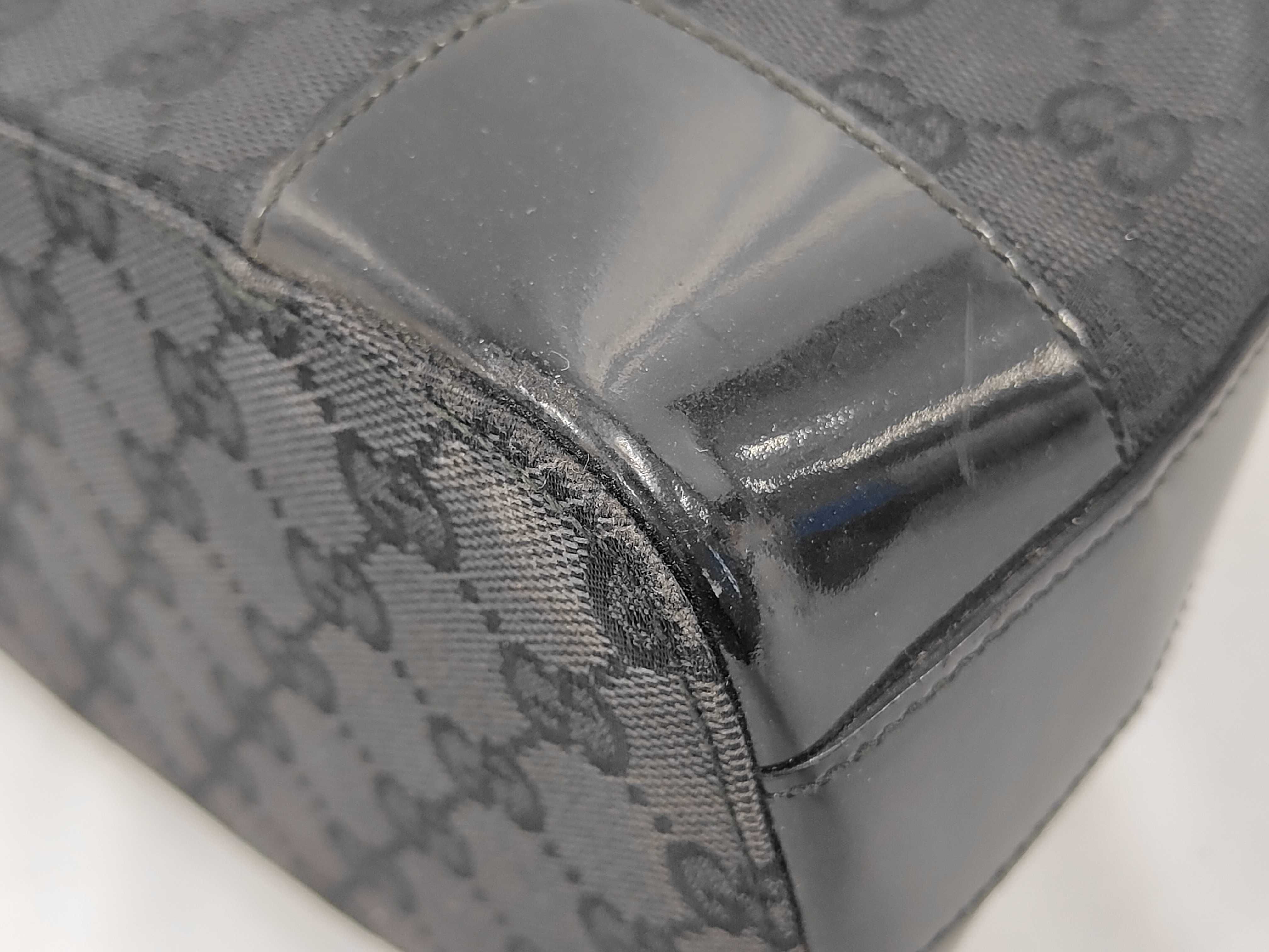 GG Canvas One-Shoulder Bag, Black Shoulder Bag — view 4