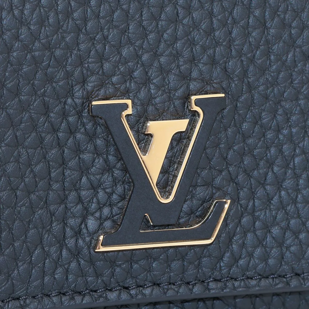 Taurillon Portefeuille Capucines Tiny M12149 Black Compact Wallet (RFID detected) — view 5